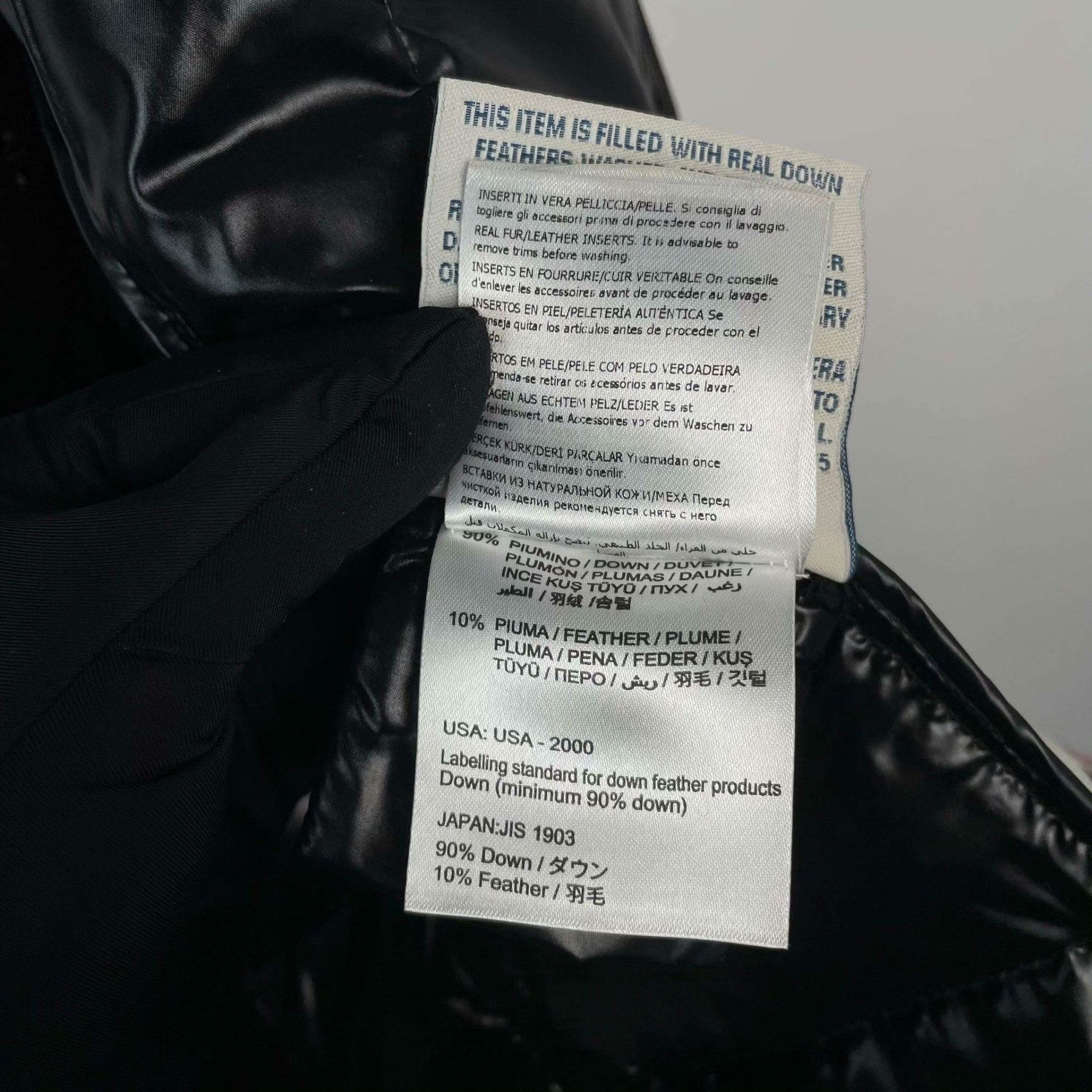 Moncler Moncler Down Black Down Jacket S Women Size S / US 4 / IT 40 - 8 Thumbnail