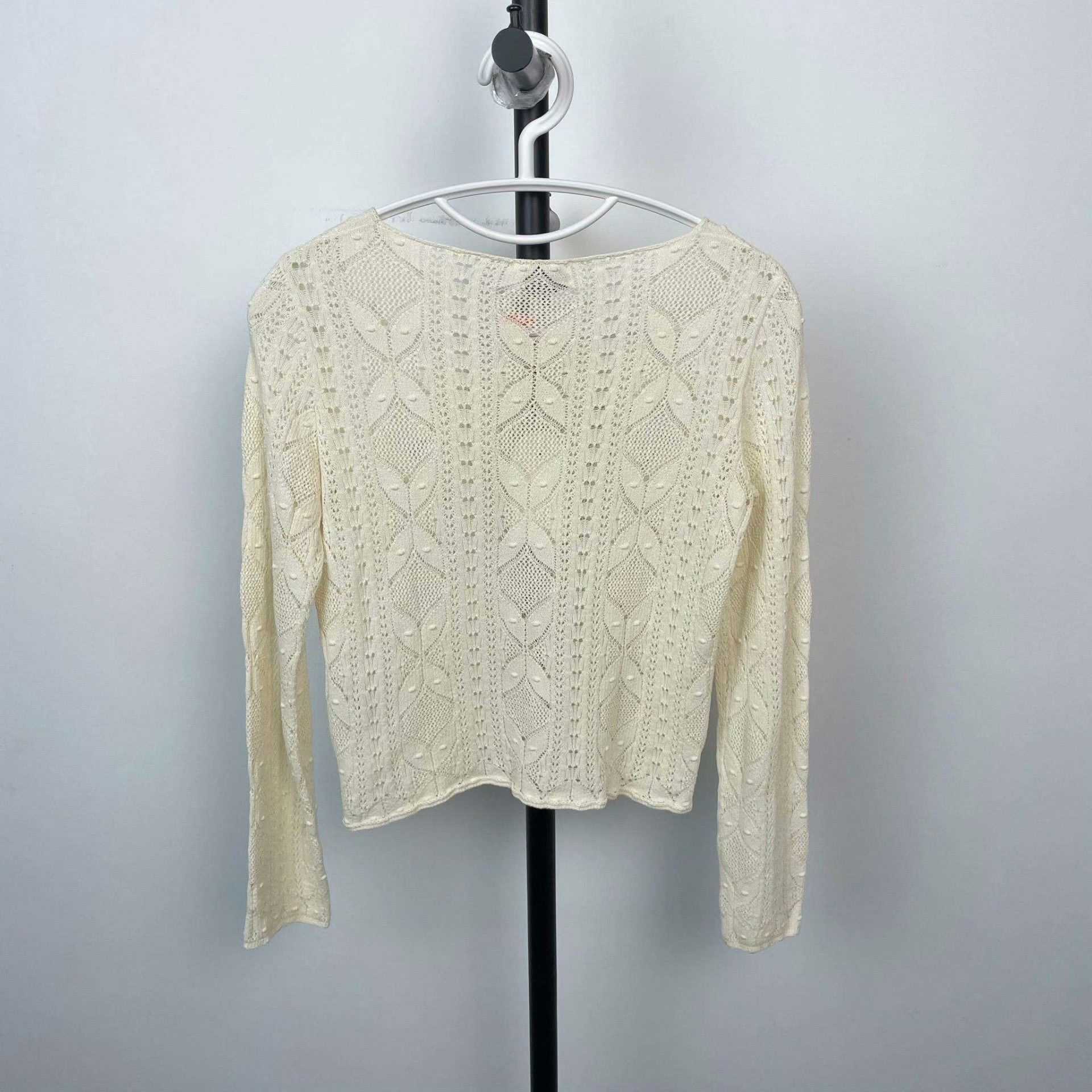 Saint Laurent Paris Saint Laurent Paris Beige Sweater S Women Size S / US 4 / IT 40 - 2 Thumbnail