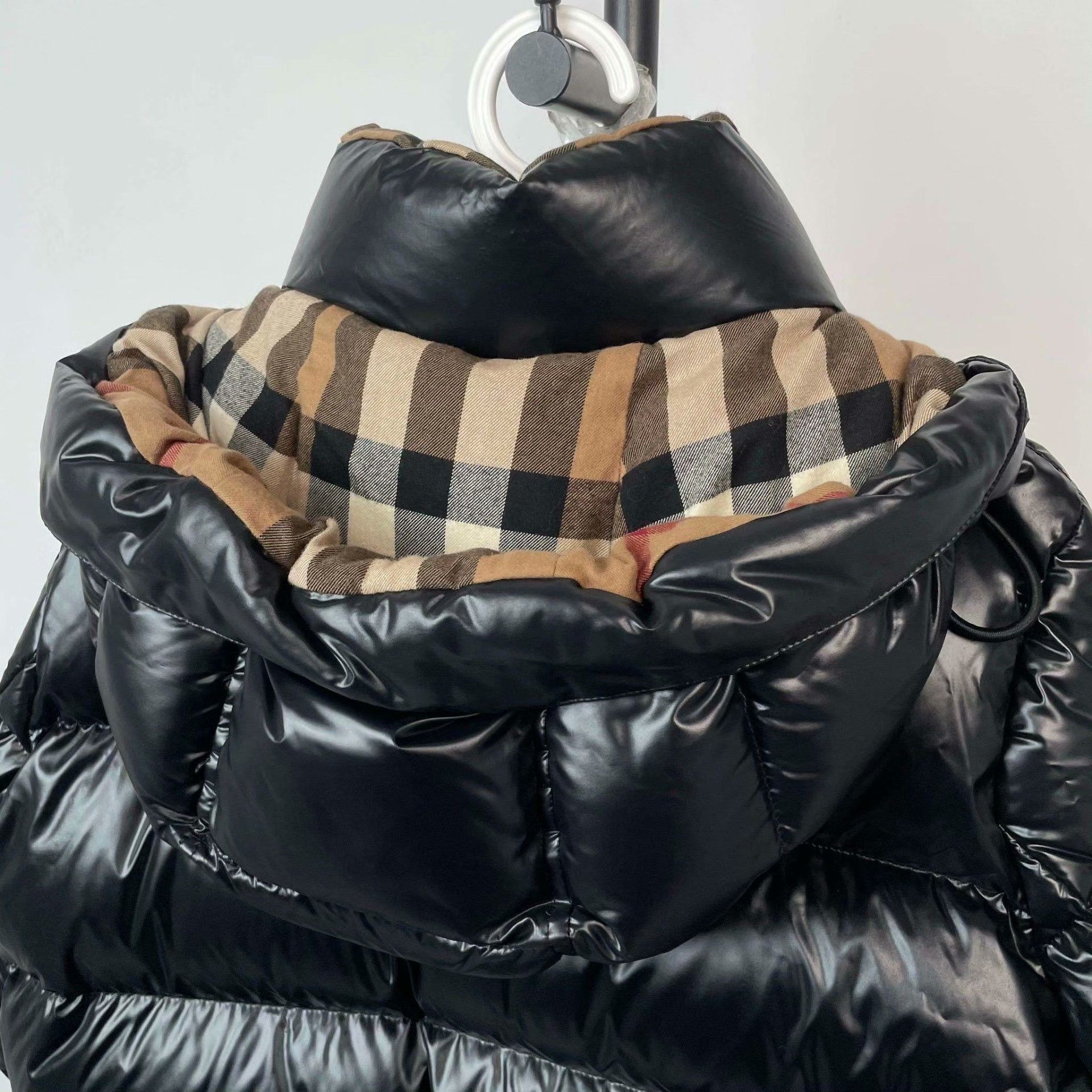 Burberry Burberry Down Black Heavy Coat S Men Size US S / EU 44-46 / 1 - 7 Thumbnail
