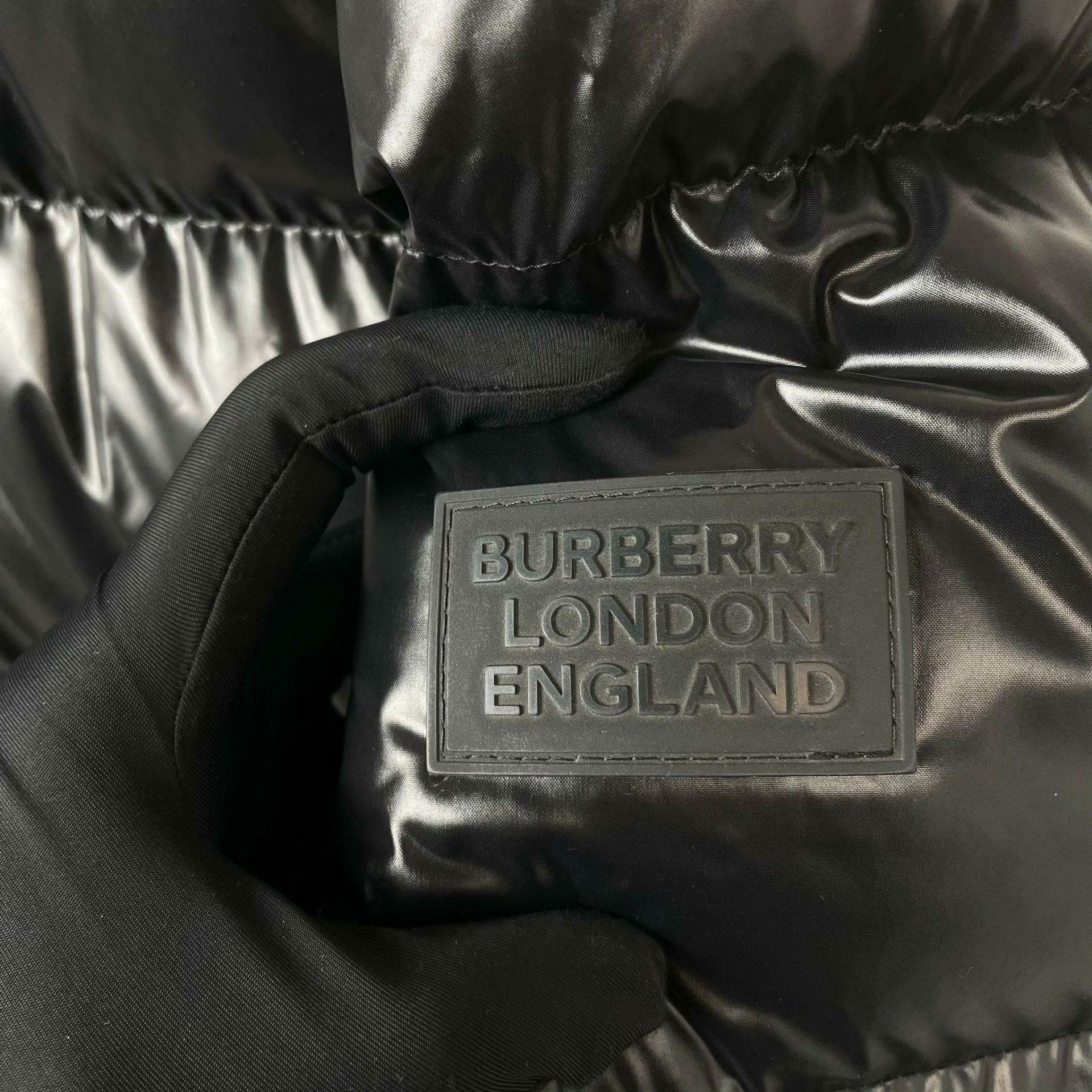 Burberry Burberry Down Black Heavy Coat S Men Size US S / EU 44-46 / 1 - 3 Thumbnail