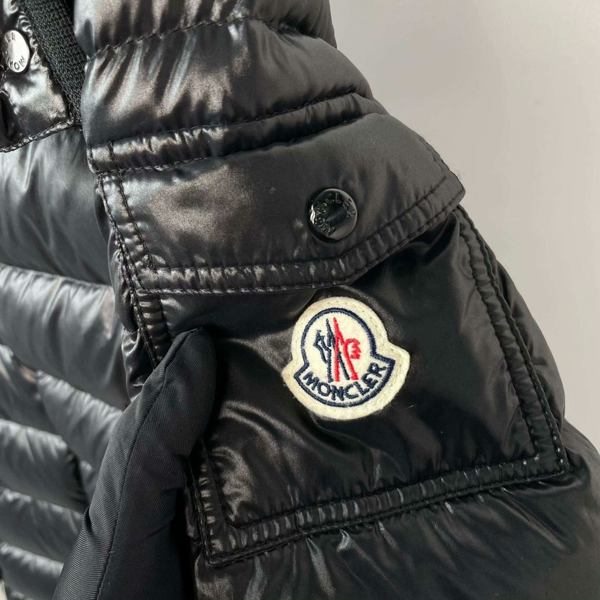 Moncler Moncler Down Black Down Jacket S Women Size S / US 4 / IT 40 - 3 Thumbnail