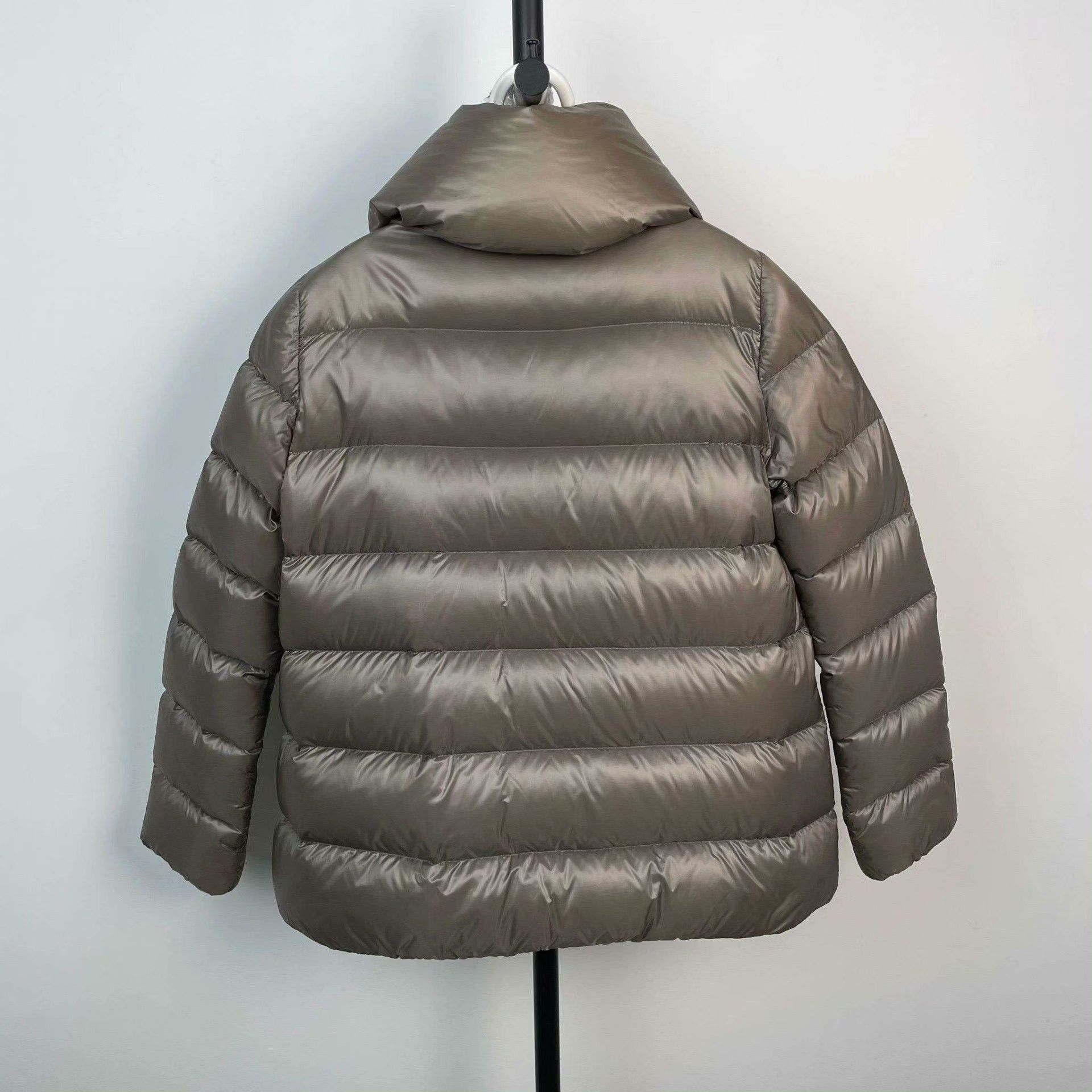 Moncler Moncler Down Gray Down Jacket S Women Size S / US 4 / IT 40 - 2 Thumbnail