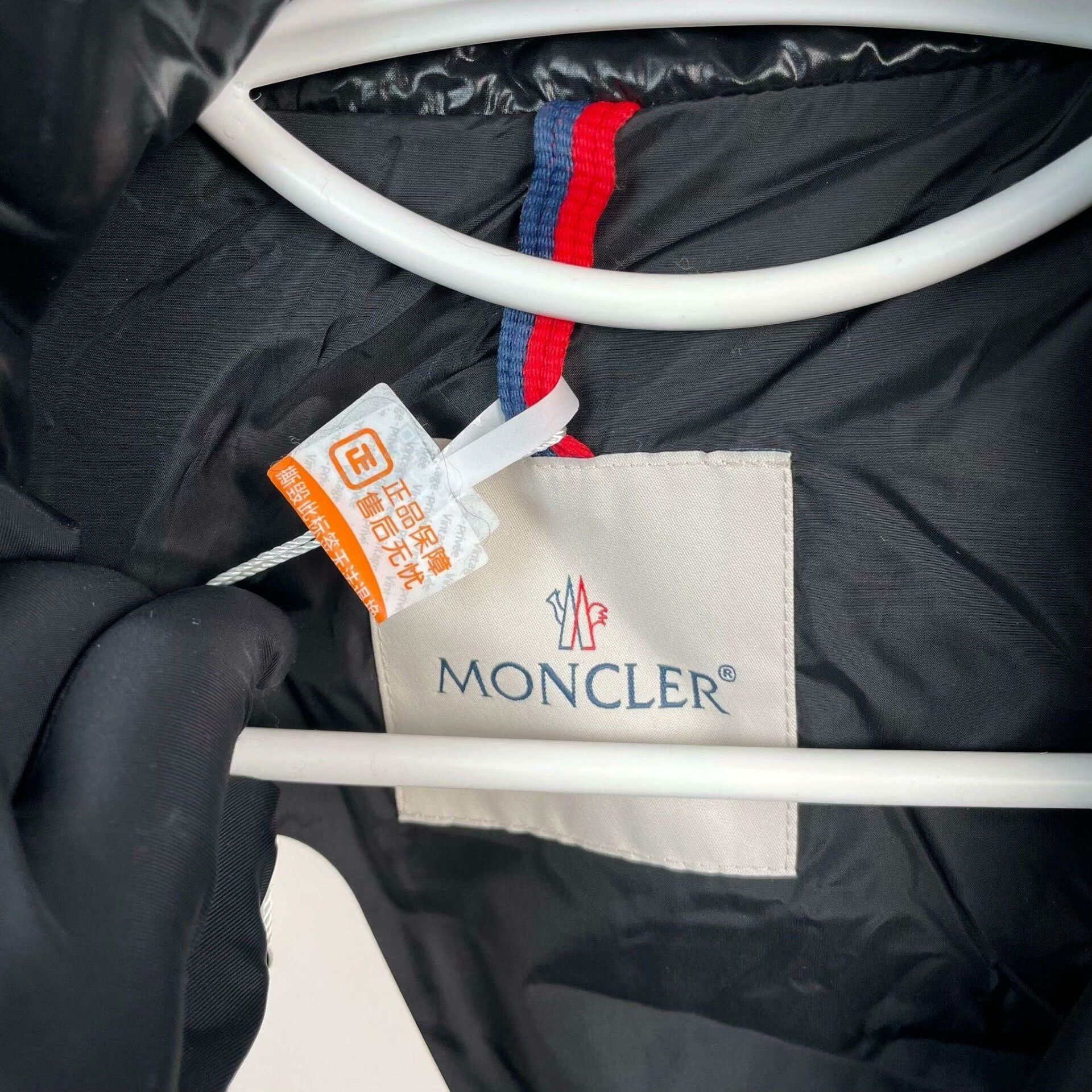 Moncler Moncler Down Long Black Down Jacket S Women Size S / US 4 / IT 40 - 6 Thumbnail