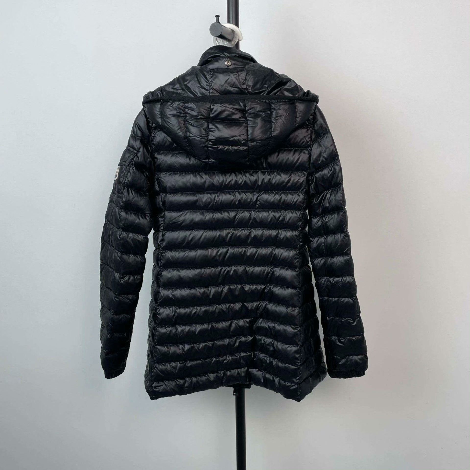 Moncler Moncler Down Long Down Jacket S Women Size S / US 4 / IT 40 - 2 Thumbnail