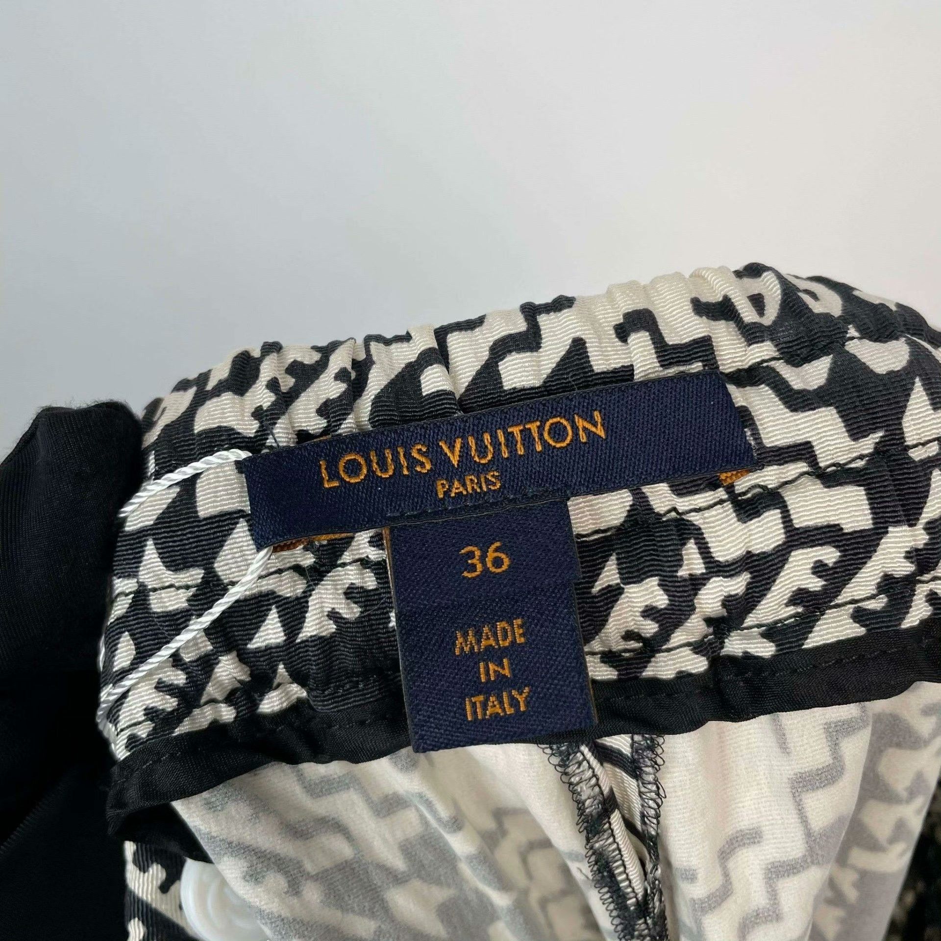 Louis Vuitton Louis Vuitton Plaid Black Pants 36 Women Size 36" / US 14 / IT 50 - 3 Thumbnail