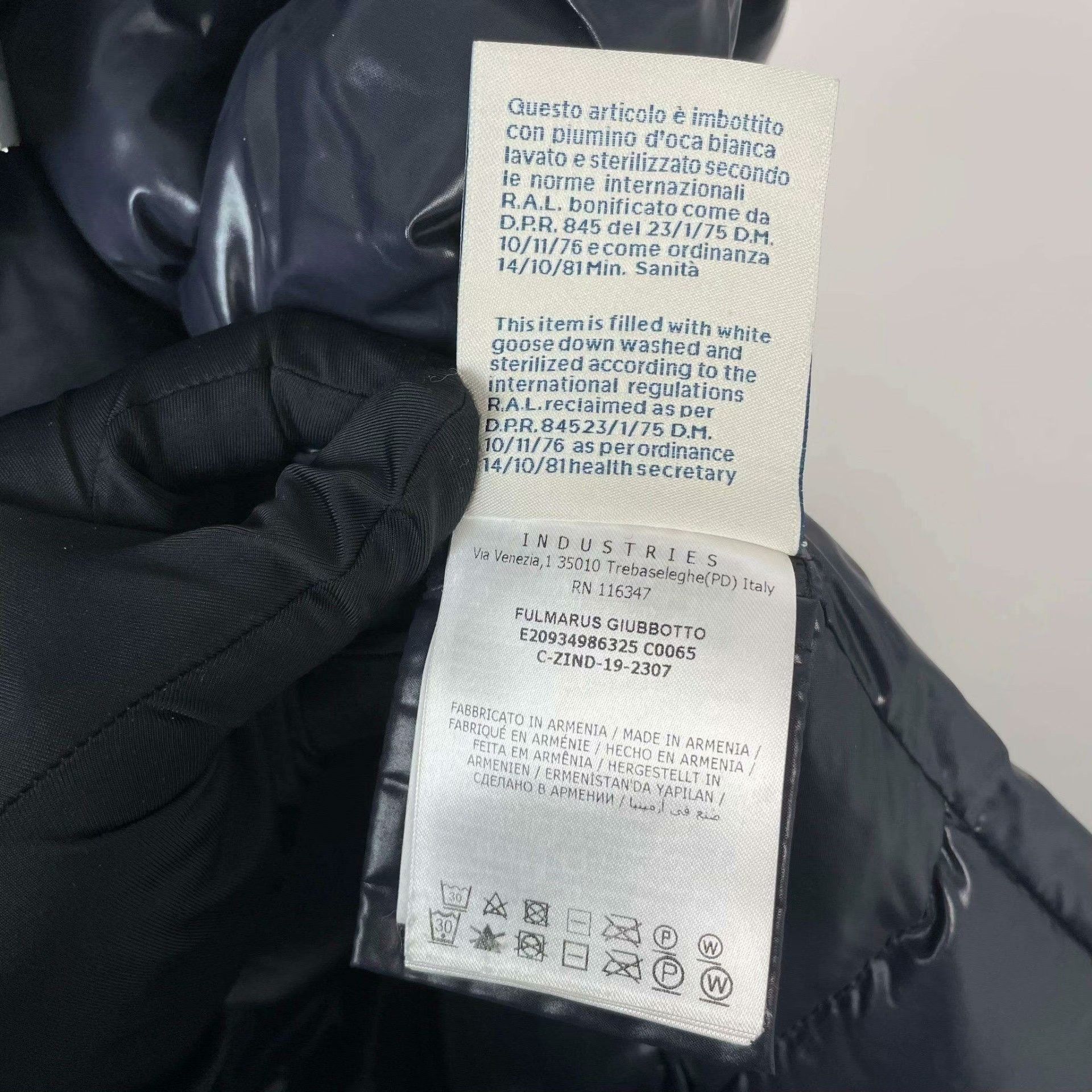 Moncler Moncler Down Blue Down Jacket L Women Size L / US 10 / IT 46 - 7 Thumbnail
