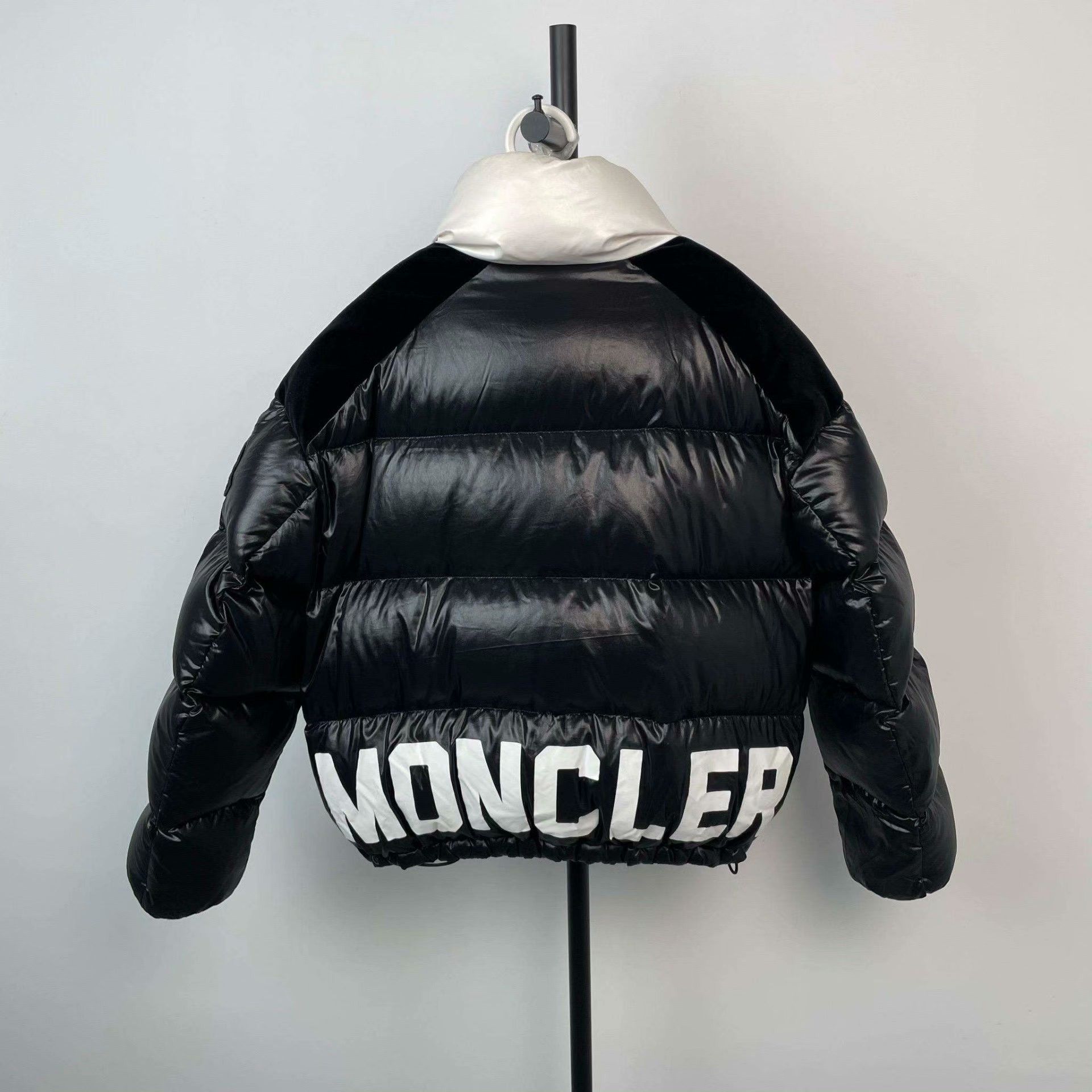 Moncler Moncler Down Heavy Coat 37 Men Size US S / EU 44-46 / 1 - 2 Thumbnail