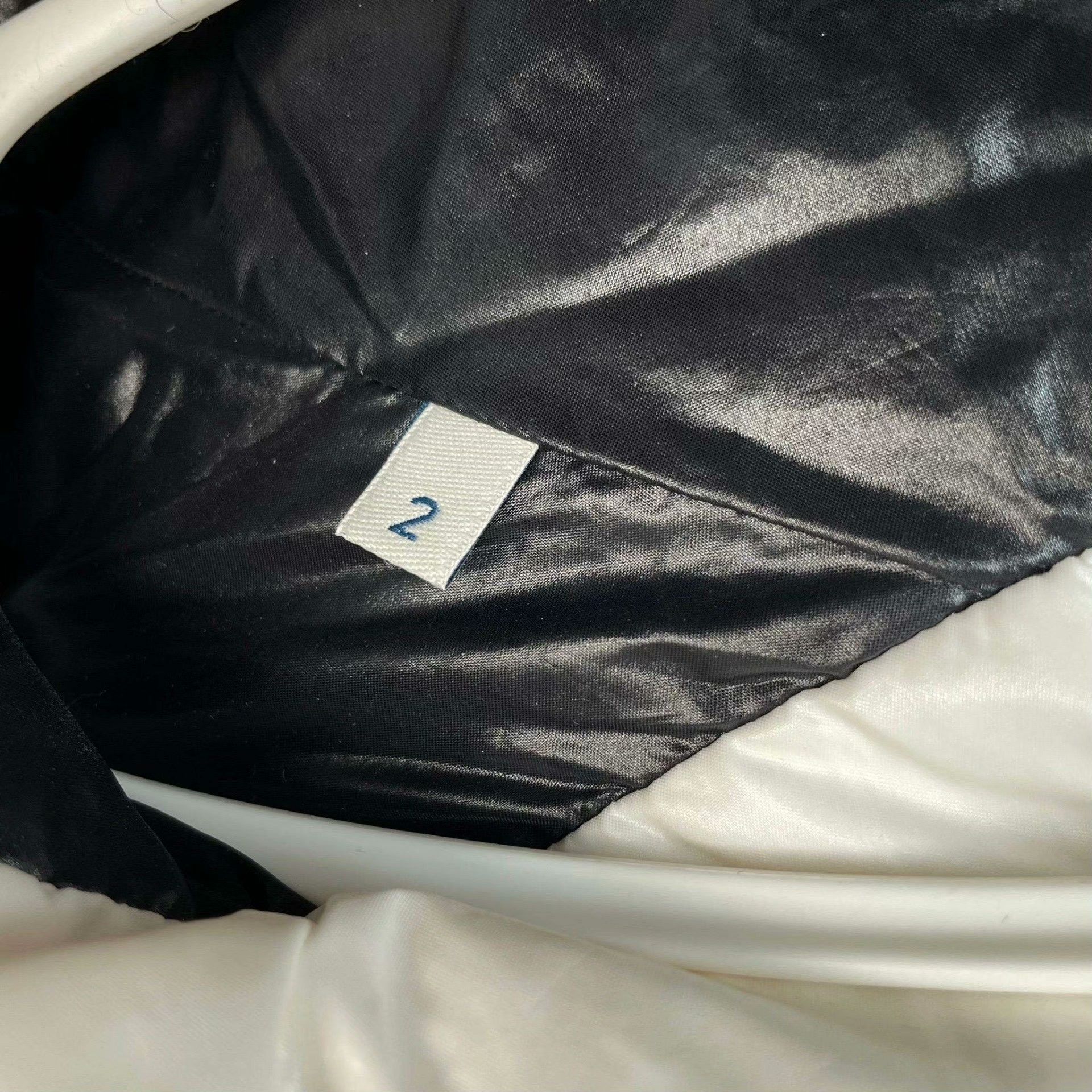 Moncler Moncler Down Heavy Coat 37 Men Size US S / EU 44-46 / 1 - 4 Thumbnail