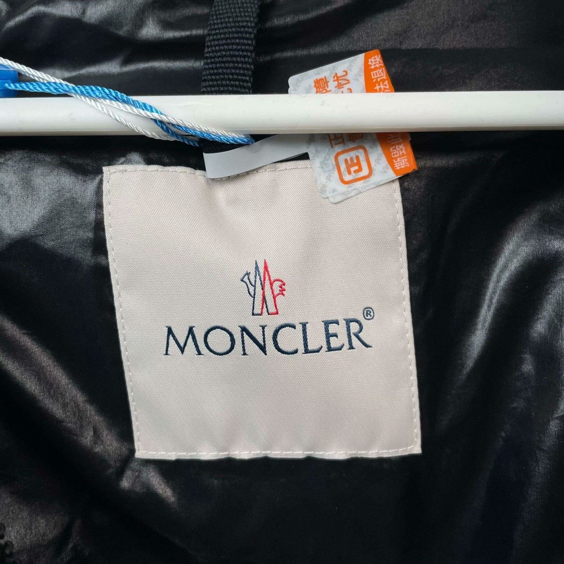 Moncler Moncler Down Heavy Coat 37 Men Size US S / EU 44-46 / 1 - 8 Thumbnail
