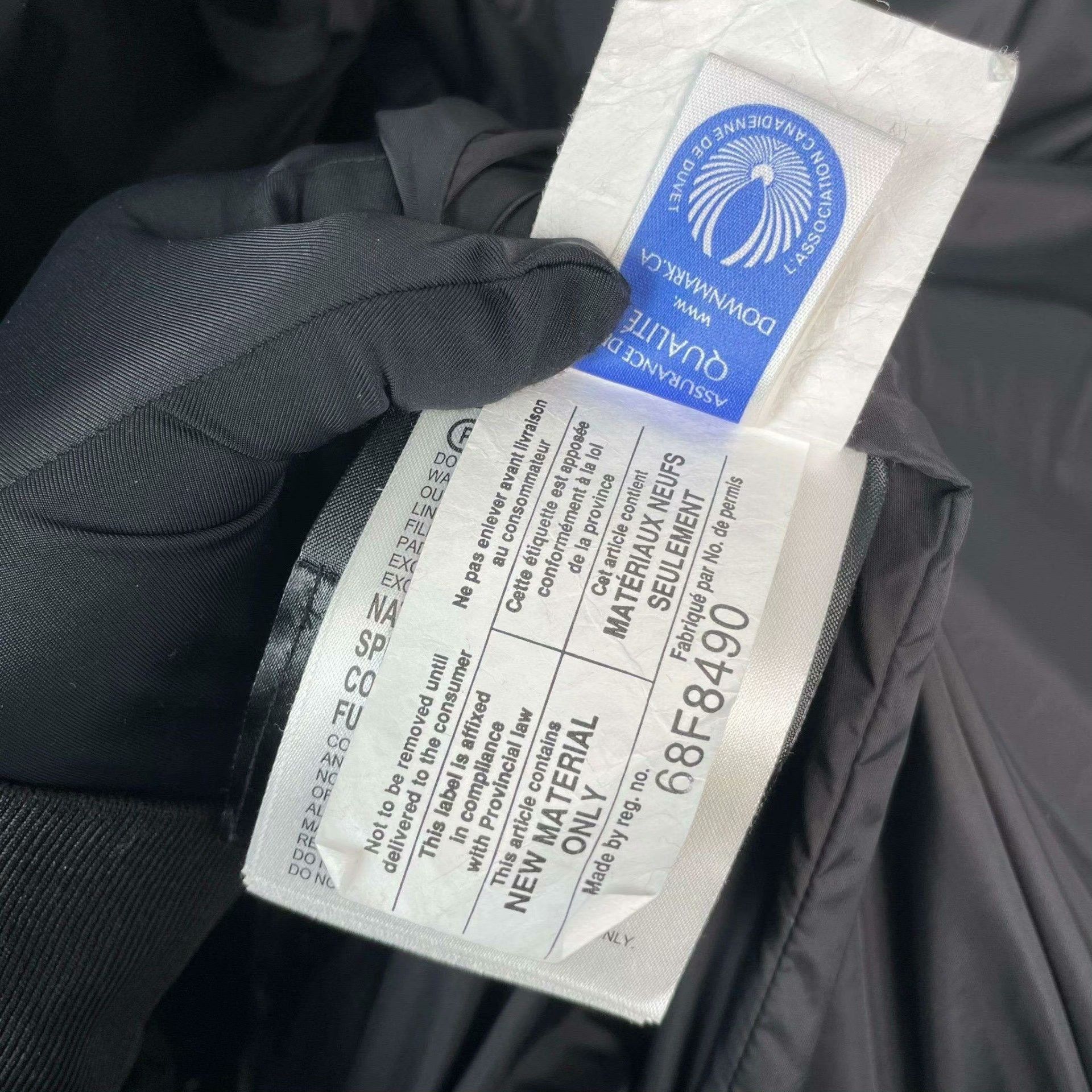 Canada Goose Canada Goose Polyester Down Black Down Jacket XS Women Size XS / US 0-2 / IT 36-38 - 5 Thumbnail