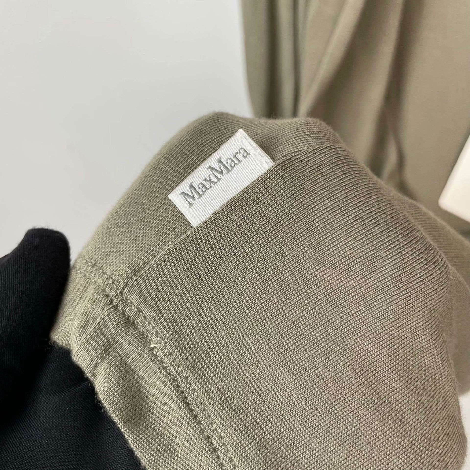 Max Mara Max Mara T-Shirt XS Women Size XS / US 0-2 / IT 36-38 - 5 Thumbnail