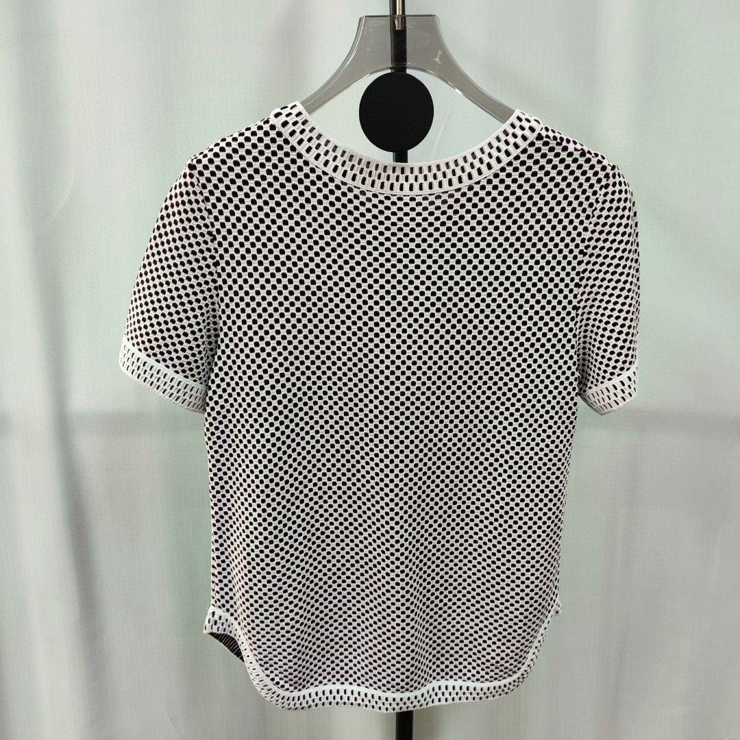 Chanel Chanel Red Button Up 34 Women Size XS / US 0-2 / IT 36-38 - 2 Thumbnail