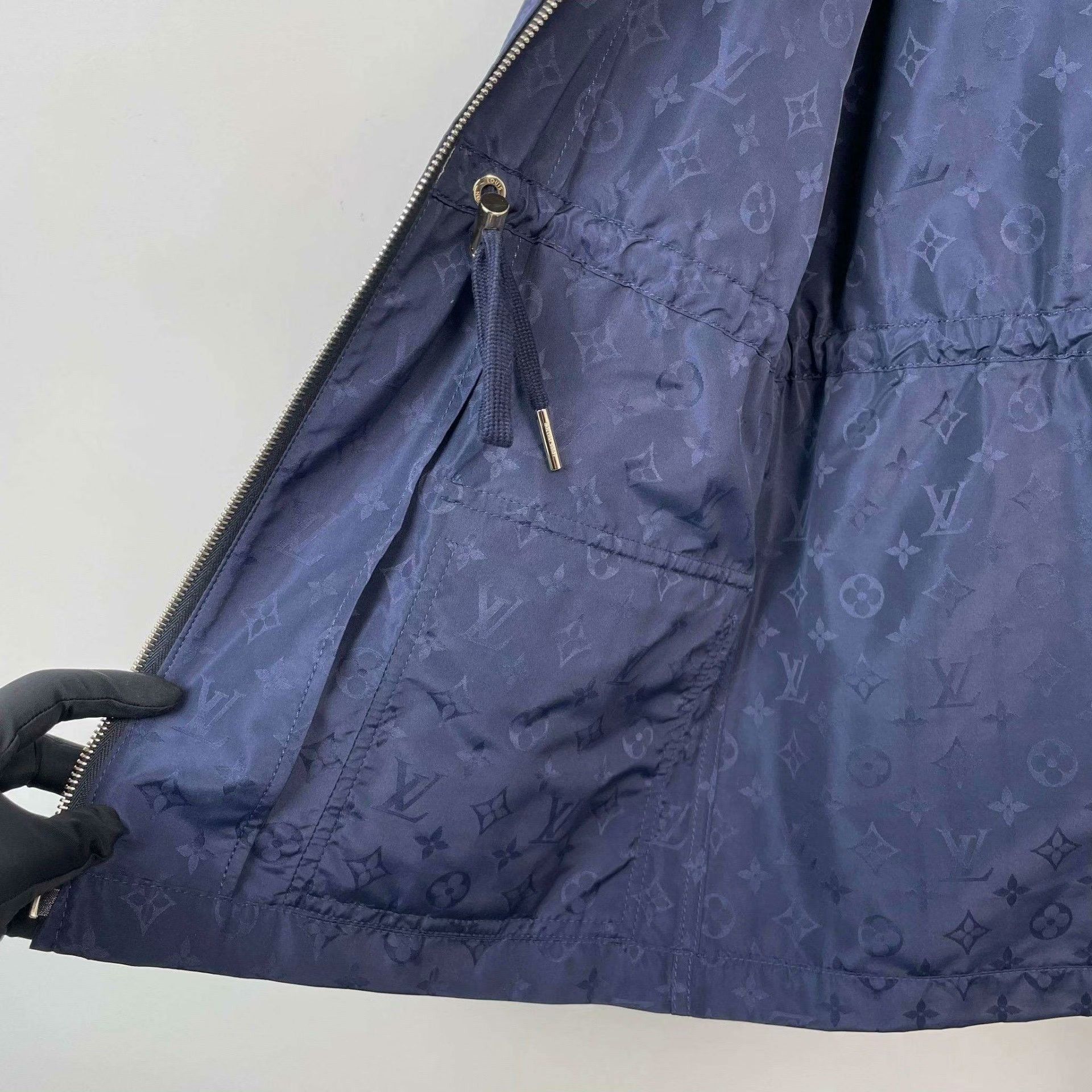 Louis Vuitton Louis Vuitton Blue Light Jacket 34 Men Size US XS / EU 42 / 0 - 8 Thumbnail