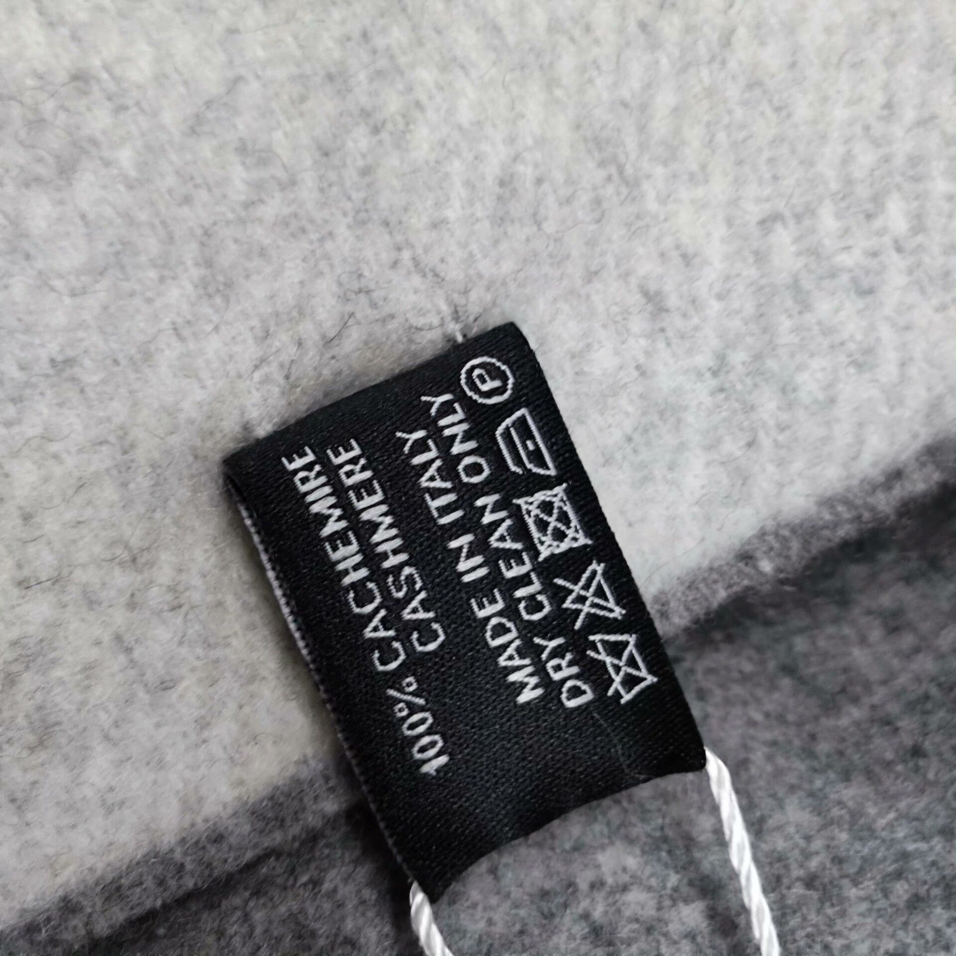 Chanel Chanel Wool Gray Scarf 60 Men Size ONE SIZE - 7 Thumbnail