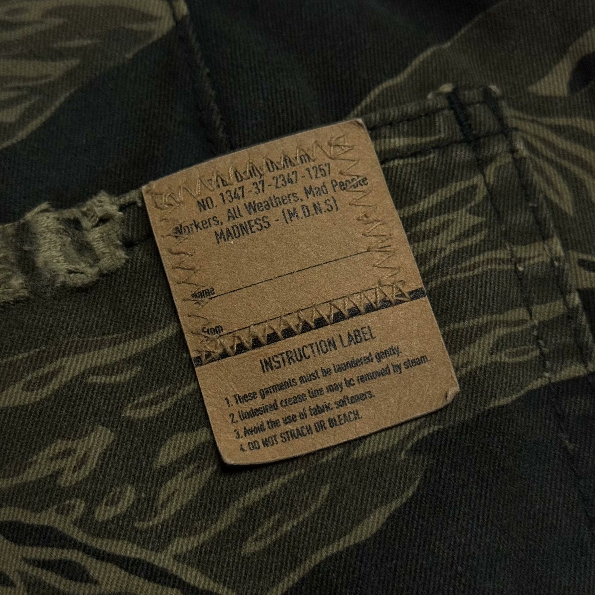 Madness Camo Multi Casual Pants M Men Size US 32 / EU 48 - 6 Thumbnail
