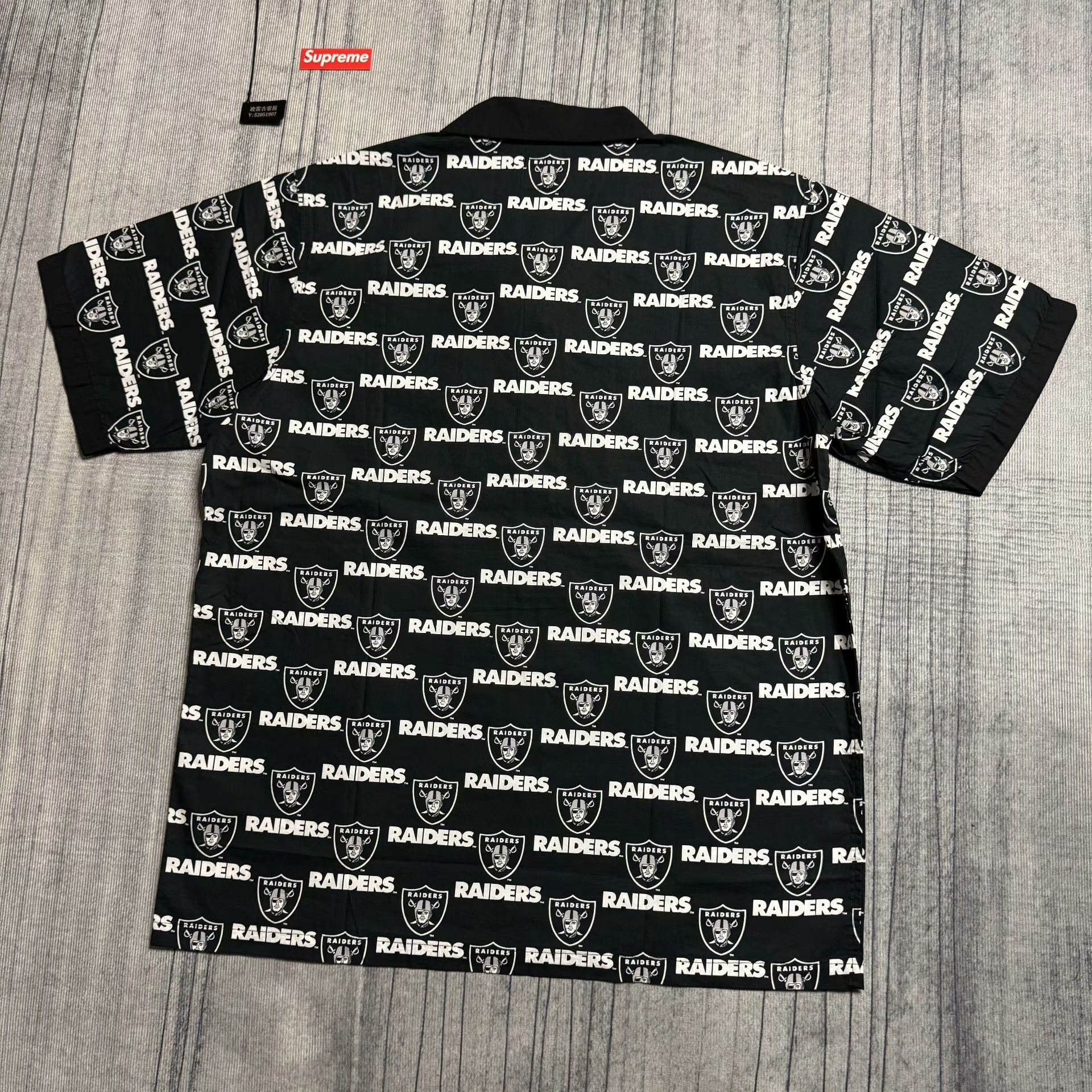 Supreme Supreme Collab Multi Shirt L Men Size US L / EU 52-54 / 3 - 2 Thumbnail