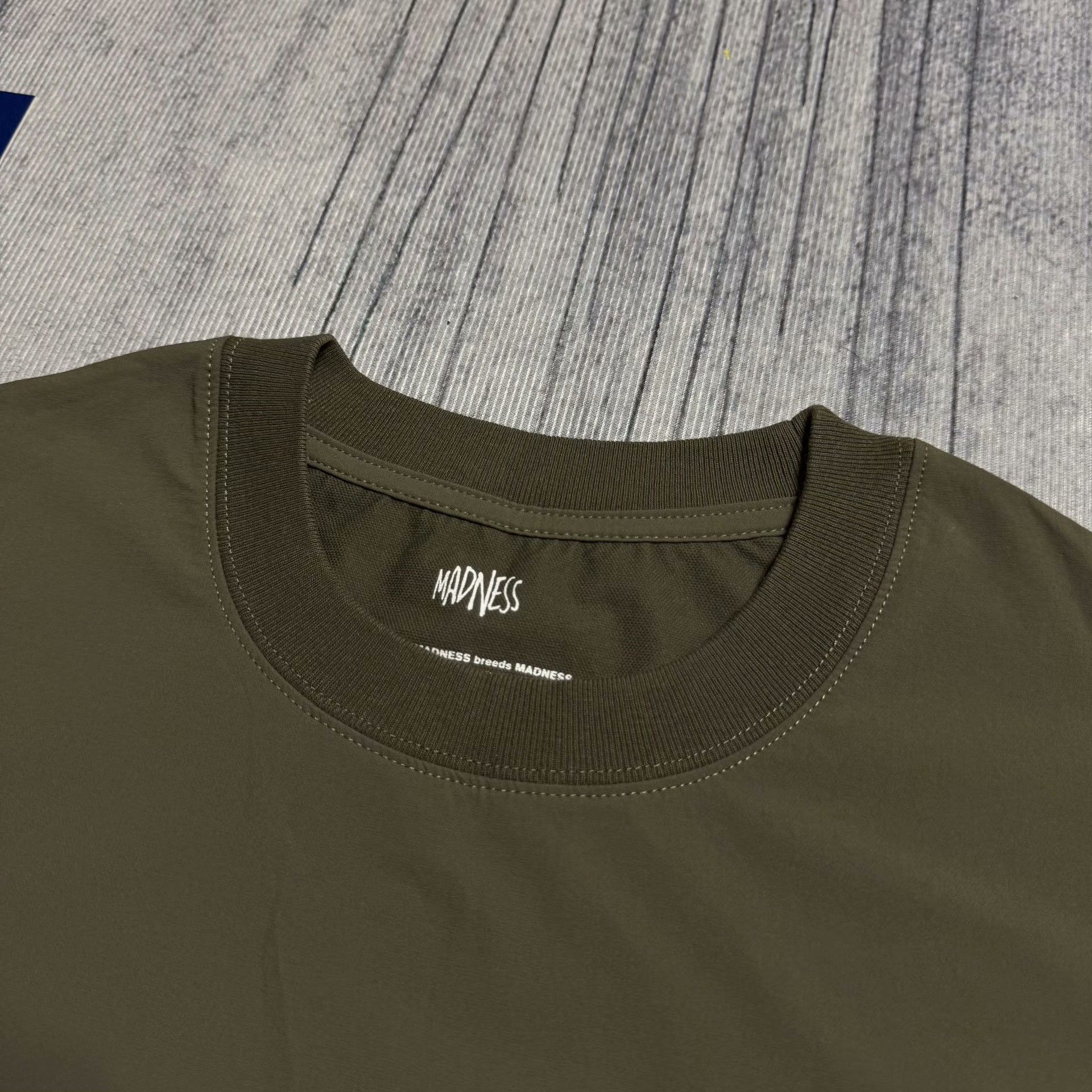 Madness Nylon T-Shirt XS Men Size US XS / EU 42 / 0 - 3 Thumbnail