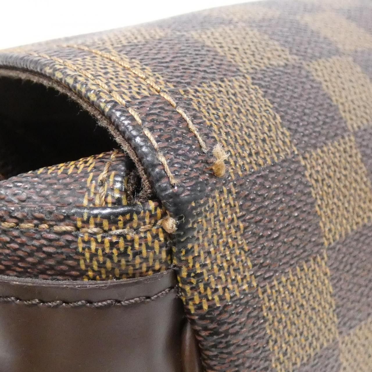 Louis Vuitton Louis Vuitton Louis Vuitton Damier Monogram Shoulder Bag Textile Shoulder Bag N51126 DUTY FREE for USA Size ONE SIZE - 4 Thumbnail