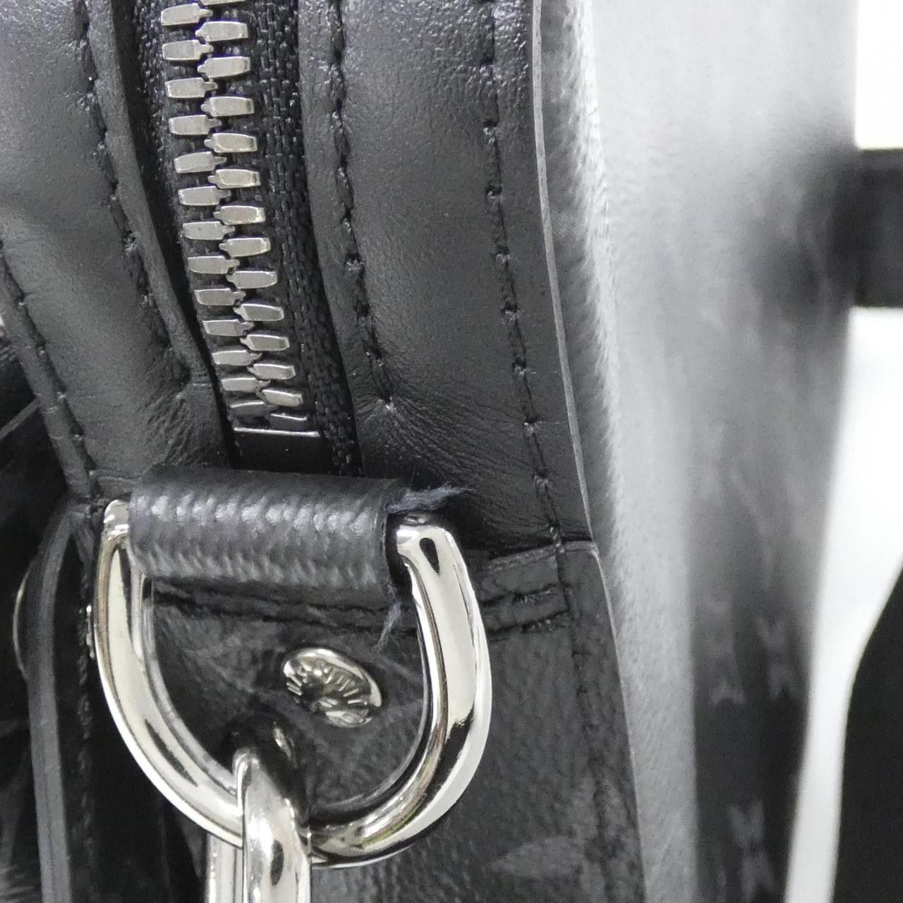 Louis Vuitton Louis Vuitton Louis Vuitton Monogram Eclipse Reverse Shoulder Bag Textile Shoulder Bag M69443 DUTY FREE for USA Size ONE SIZE - 5 Thumbnail