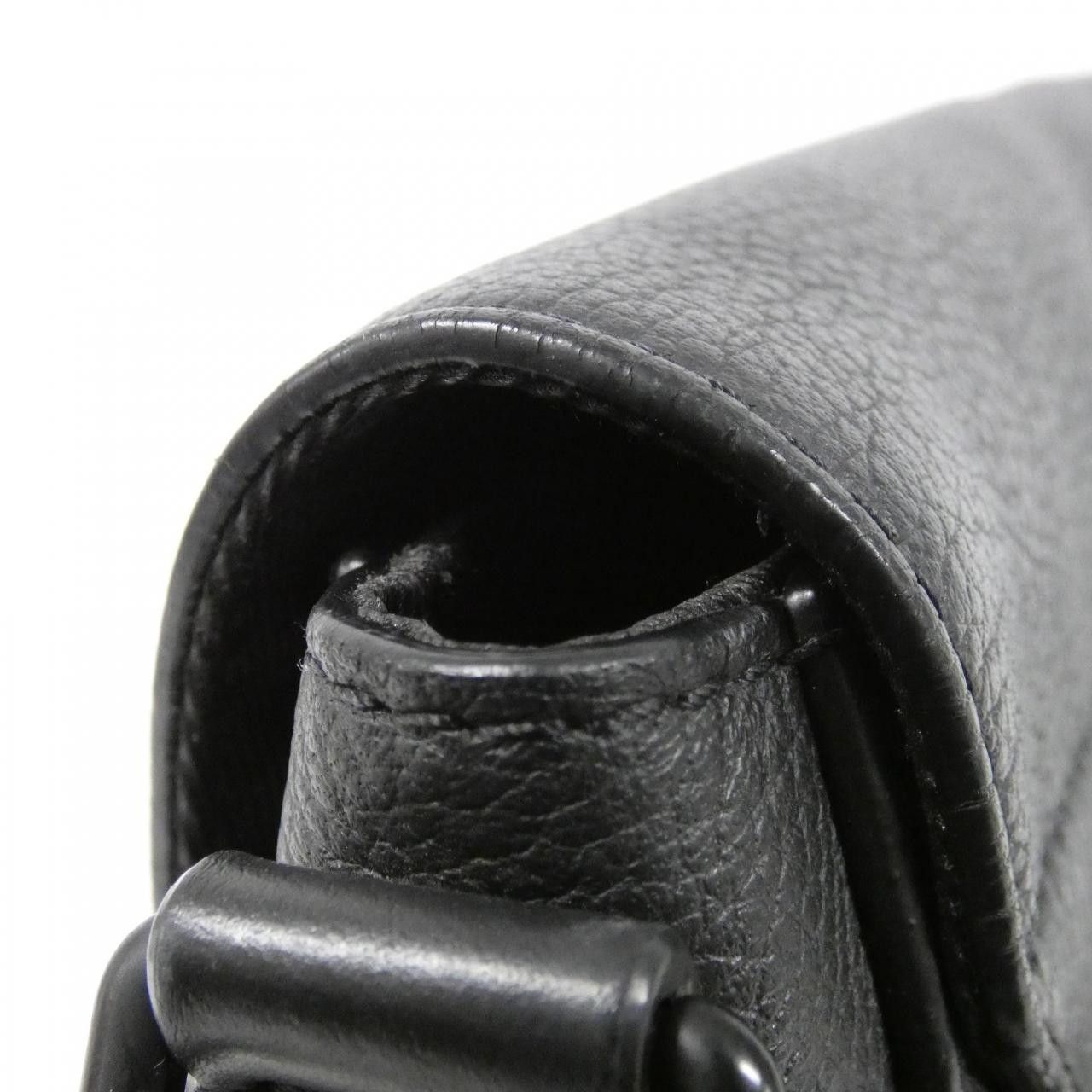 Louis Vuitton Louis Vuitton Louis Vuitton LV Aerogram Takeoff Messenger Calf Shoulder Bag Leather Shoulder Bag M57080 DUTY FREE for USA Size ONE SIZE - 6 Thumbnail