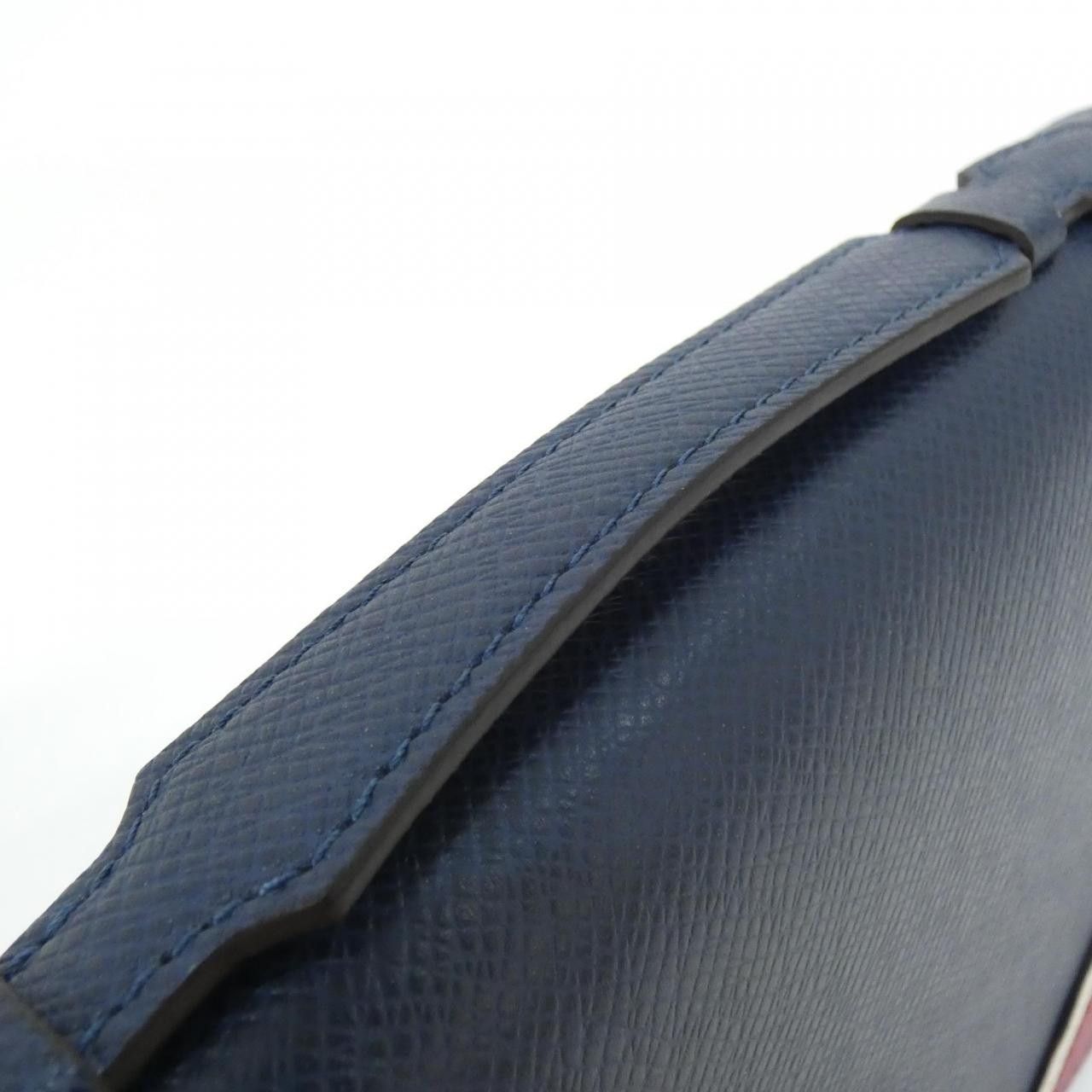 Louis Vuitton Louis Vuitton Louis Vuitton Taiga Zippy XL Wallet Leather Long Wallet M64019 DUTY FREE for USA Size ONE SIZE - 8 Thumbnail