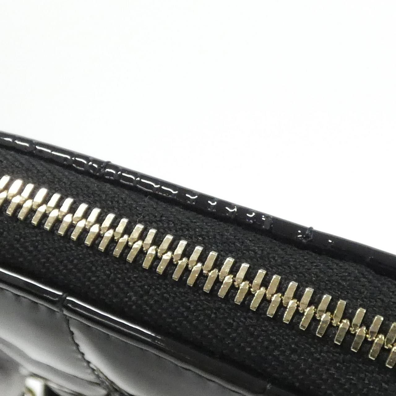 Chanel Chanel Chanel Patent Leather Shoulder Bag Plastic / Synthetic Shoulder Bag AP3295 DUTY FREE for USA Size ONE SIZE - 3 Thumbnail