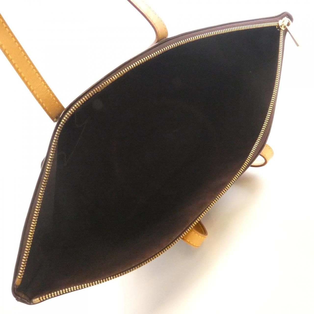 Louis Vuitton Louis Vuitton Louis Vuitton Vernis Bellevue Shoulder Bag Plastic / Synthetic Shoulder Bag M93589 DUTY FREE for USA Size ONE SIZE - 7 Thumbnail