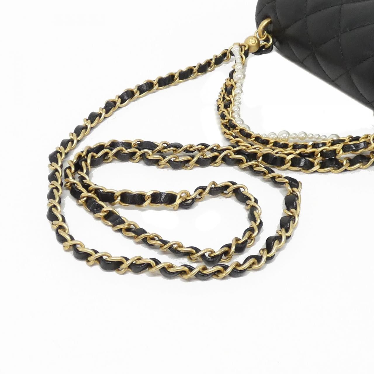 Chanel Chanel Chanel Lambskin Pearl Shoulder Bag Leather Crossbody Bag AS4385 DUTY FREE for USA Size ONE SIZE - 7 Thumbnail
