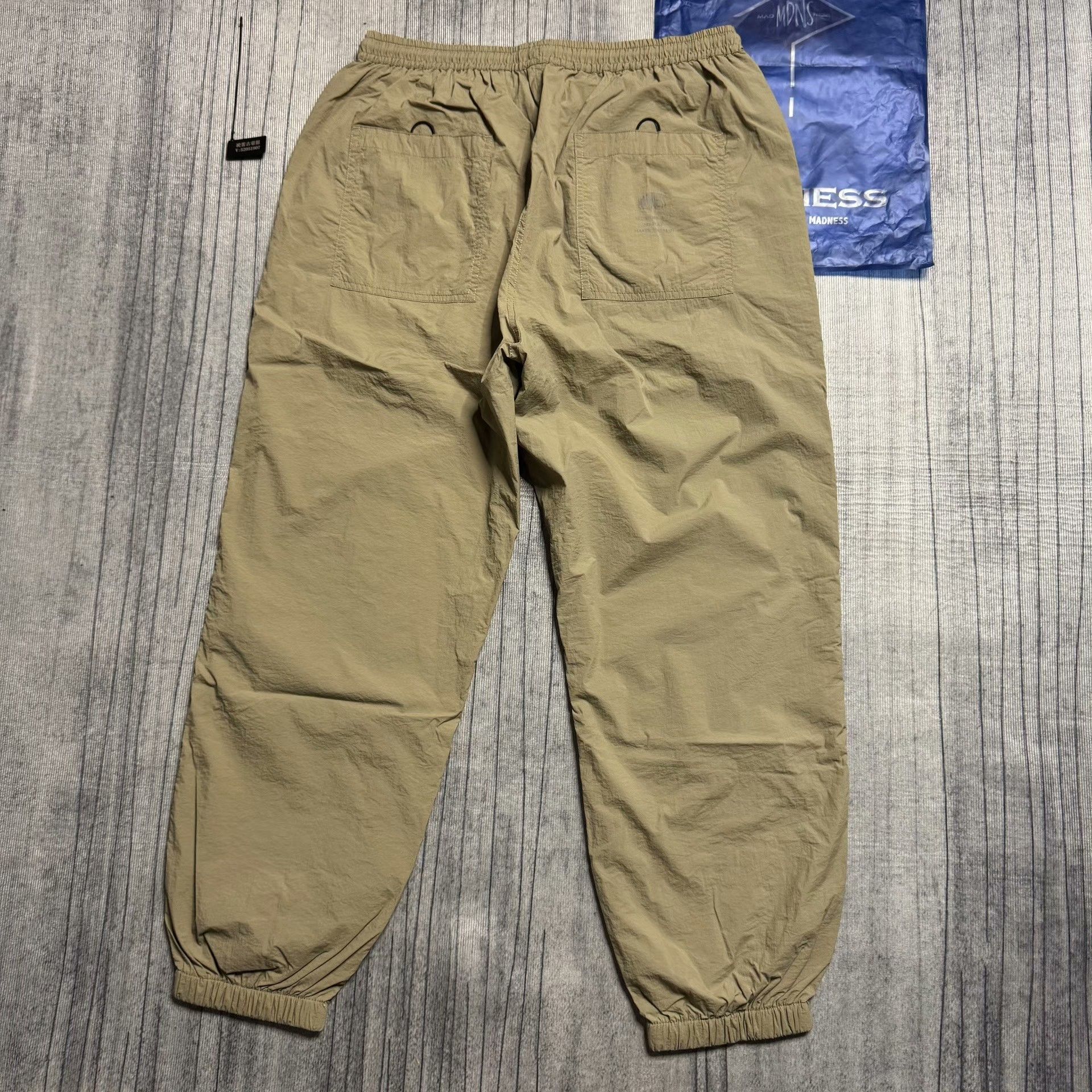 Madness Retro White Sweatpants XL Men Size US 36 / EU 52 - 2 Thumbnail
