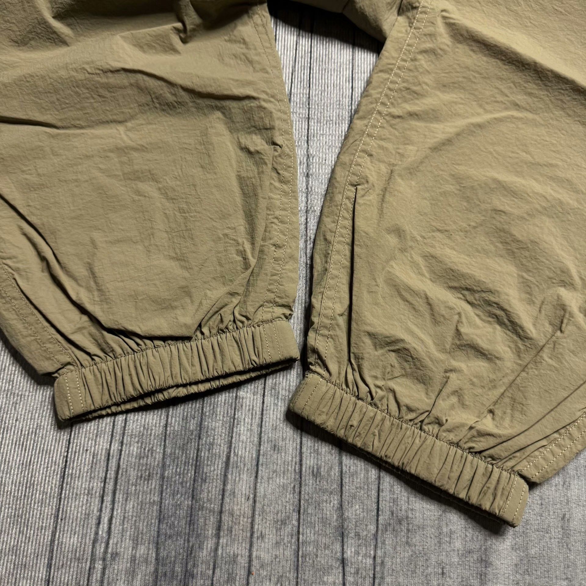 Madness Retro White Sweatpants XL Men Size US 36 / EU 52 - 6 Thumbnail