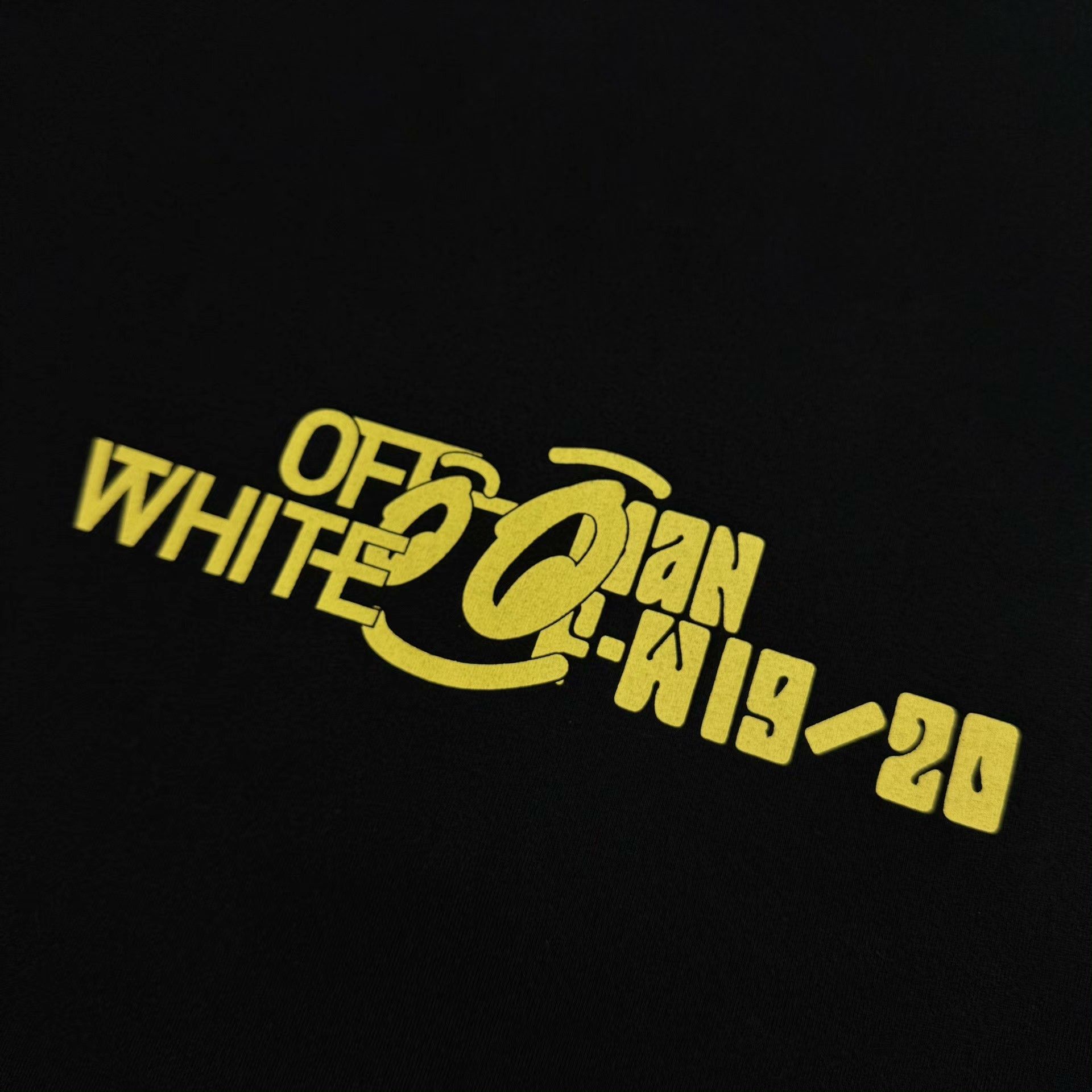 Off-White Off-White White T-Shirt S Men Size US S / EU 44-46 / 1 - 5 Thumbnail