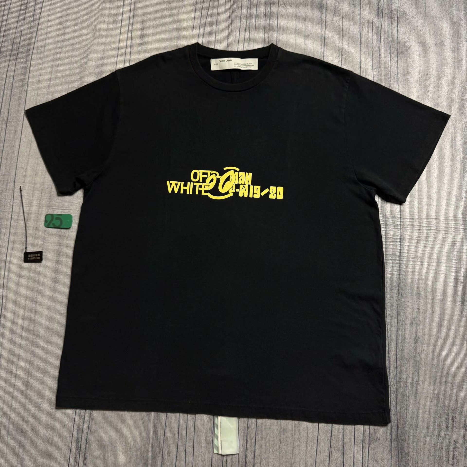 Off-White Off-White White T-Shirt S Men Size US S / EU 44-46 / 1 - 2 Thumbnail
