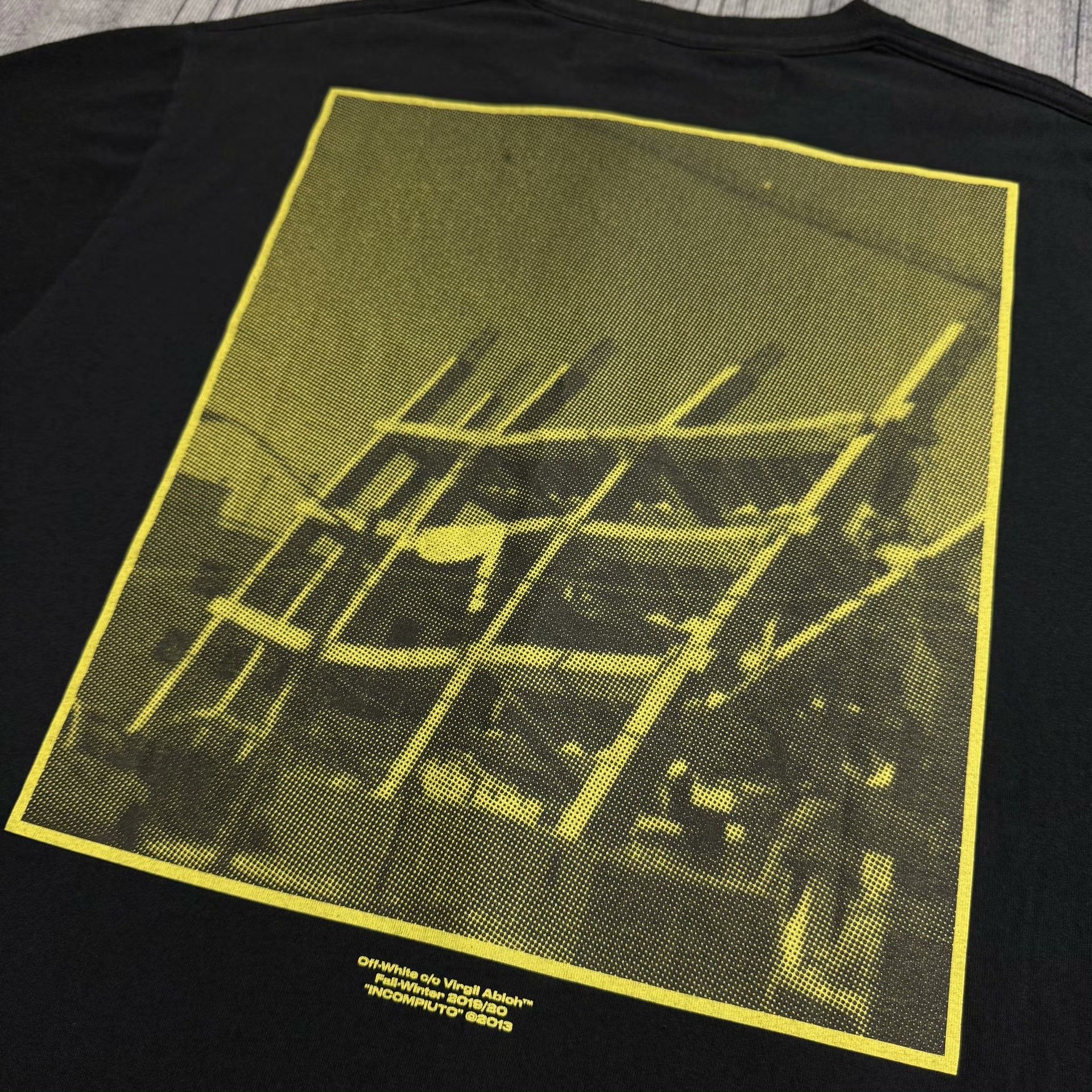 Off-White Off-White White T-Shirt S Men Size US S / EU 44-46 / 1 - 4 Thumbnail