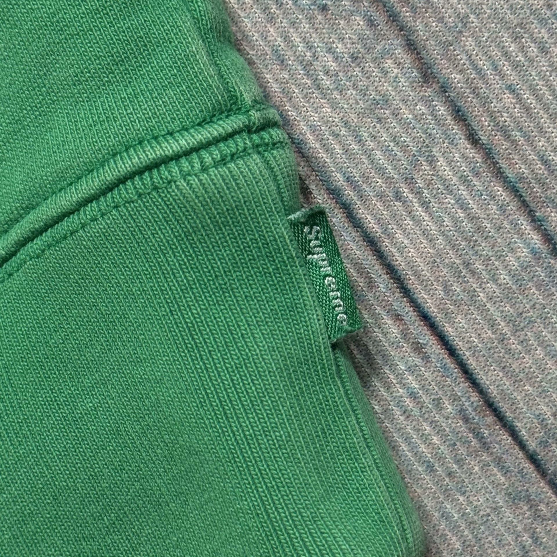 Supreme Supreme Green Hoodie M Men Size US M / EU 48-50 / 2 - 6 Thumbnail