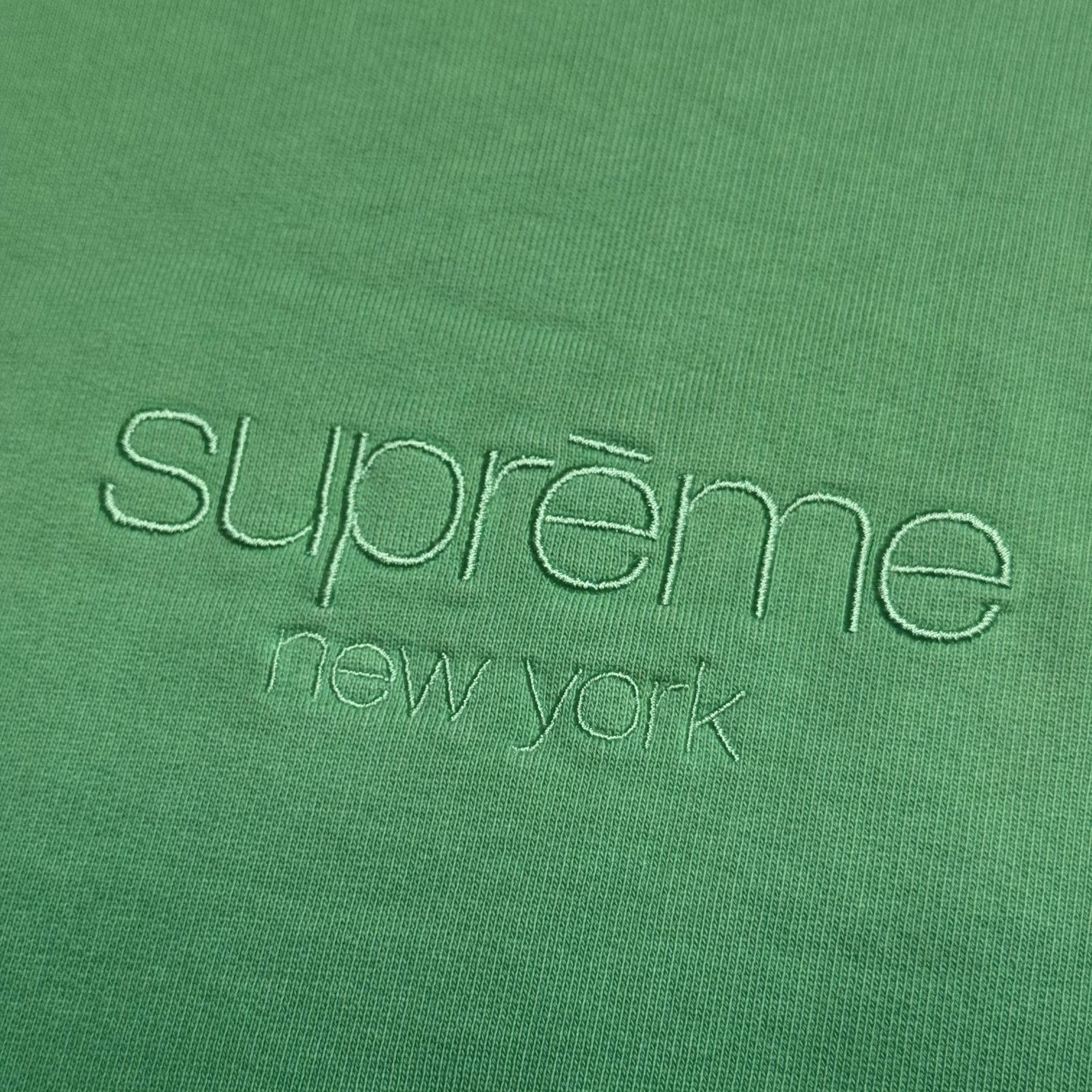 Supreme Supreme Green Hoodie M Men Size US M / EU 48-50 / 2 - 5 Thumbnail