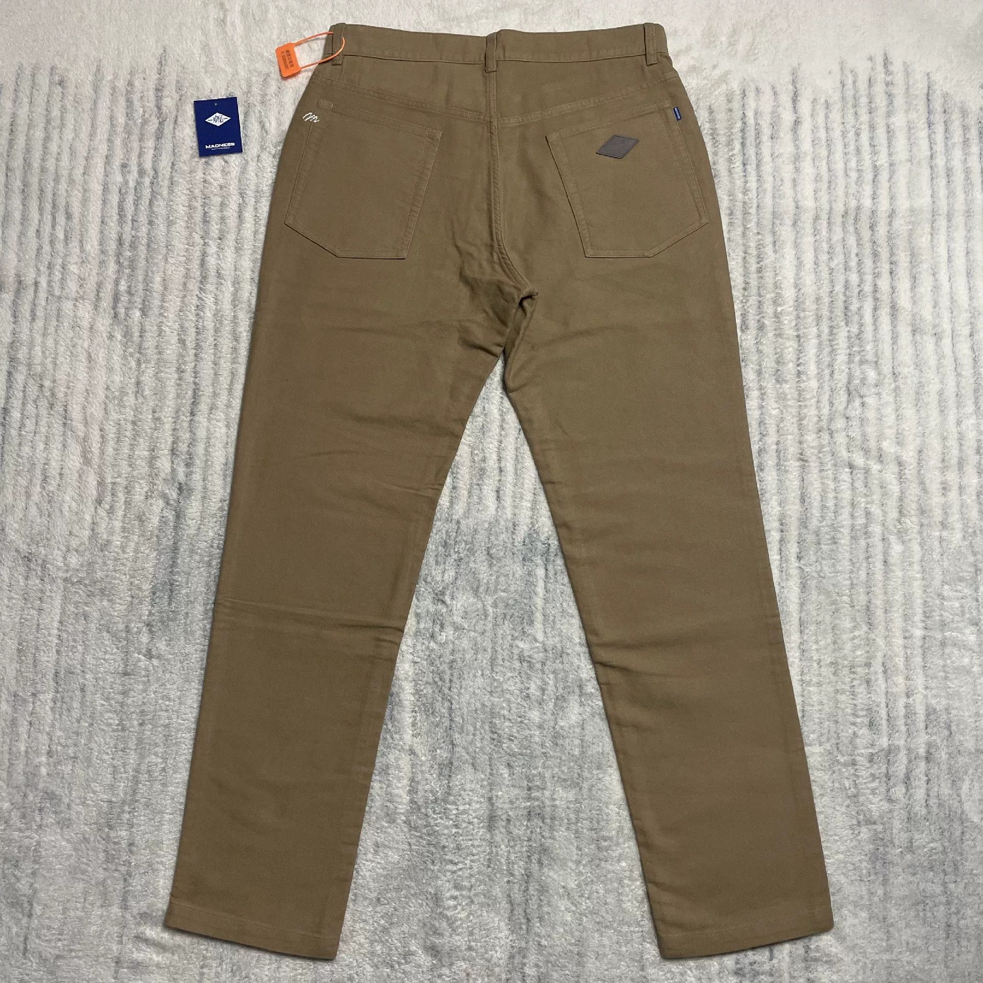 Madness Beige Casual Pants M Men Size US 32 / EU 48 - 2 Thumbnail