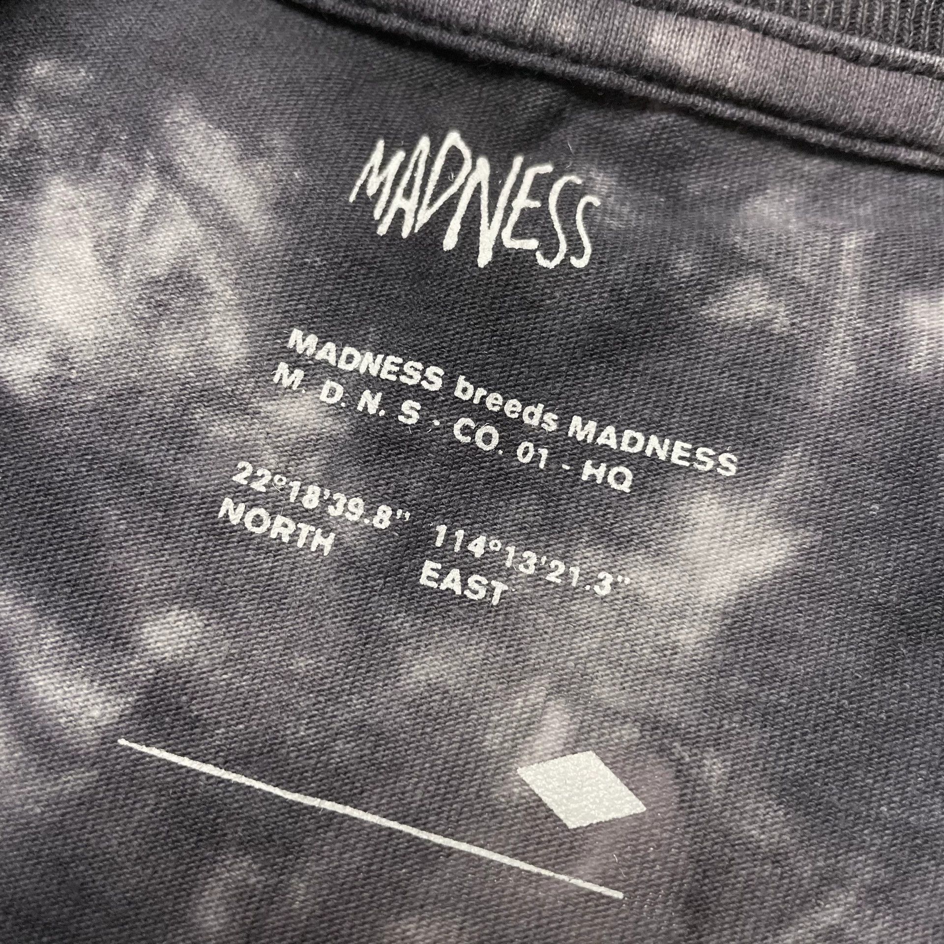 Madness Tie-Dye Multi T-Shirt M Men Size US M / EU 48-50 / 2 - 7 Thumbnail