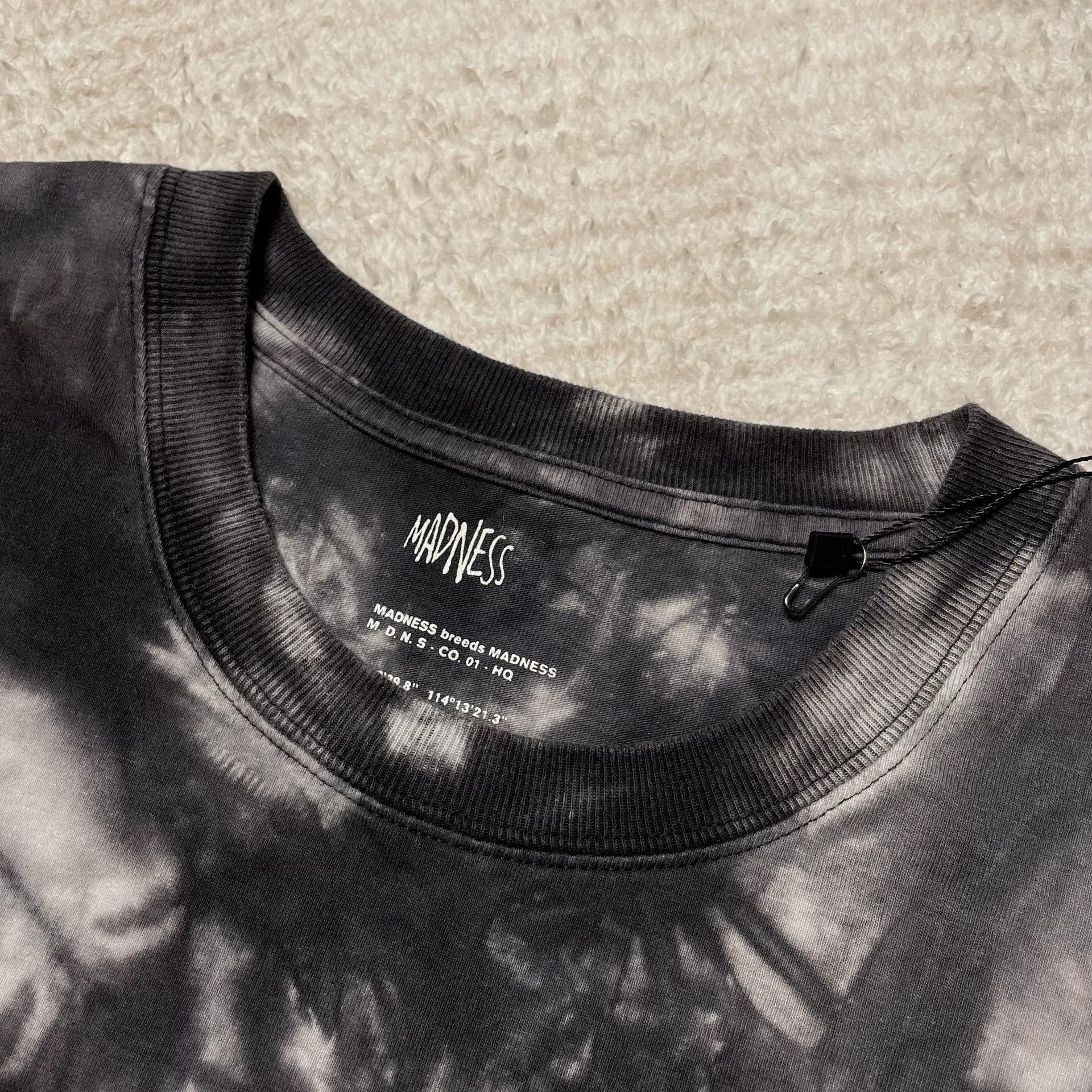 Madness Tie-Dye Multi T-Shirt M Men Size US M / EU 48-50 / 2 - 6 Thumbnail
