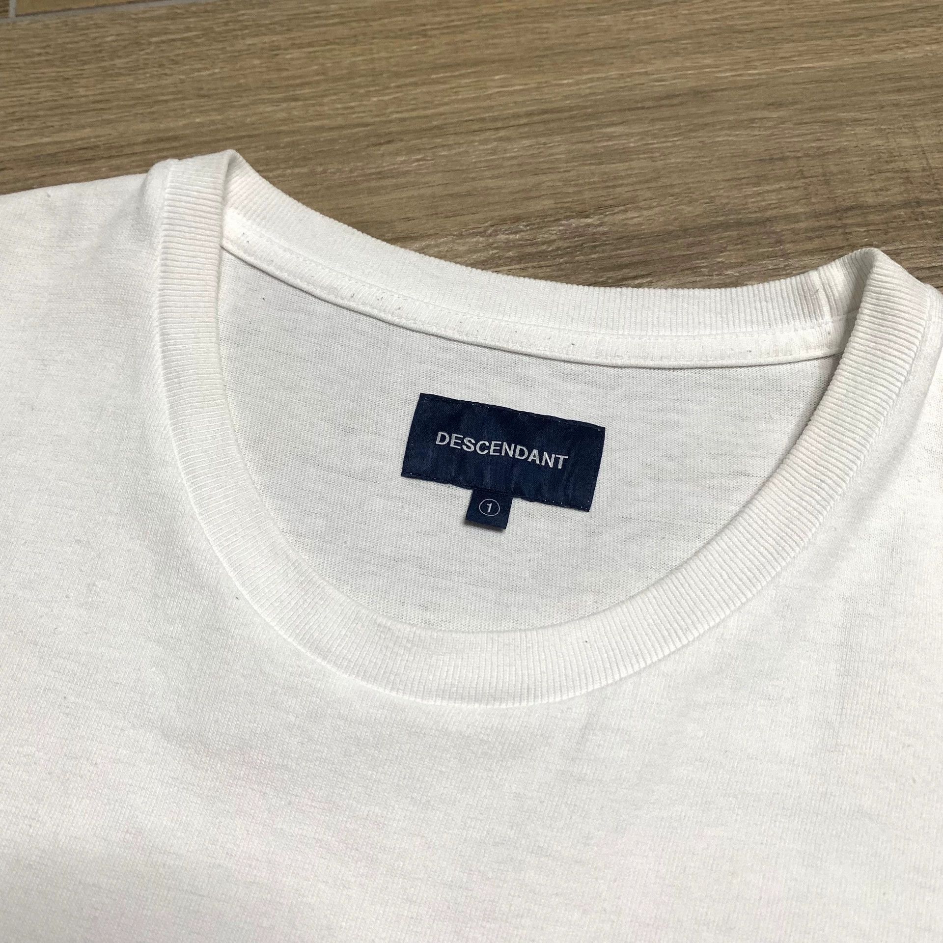 Descendant Comme des Garçons White T-Shirt S Men Size US S / EU 44-46 / 1 - 4 Thumbnail
