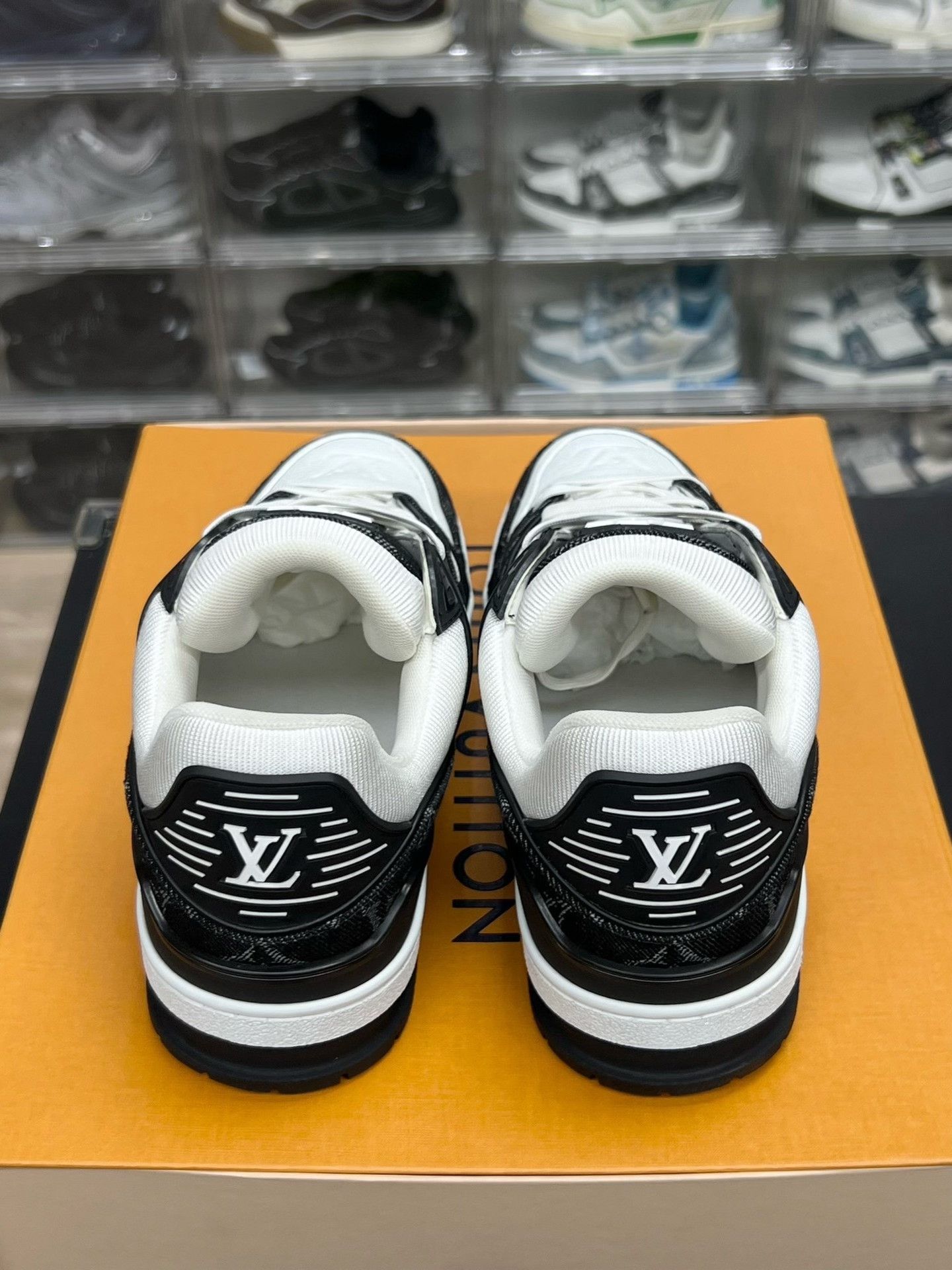 Louis Vuitton Louis Vuitton Black Denim Designer Size US 30 / EU 46 - 7 Thumbnail