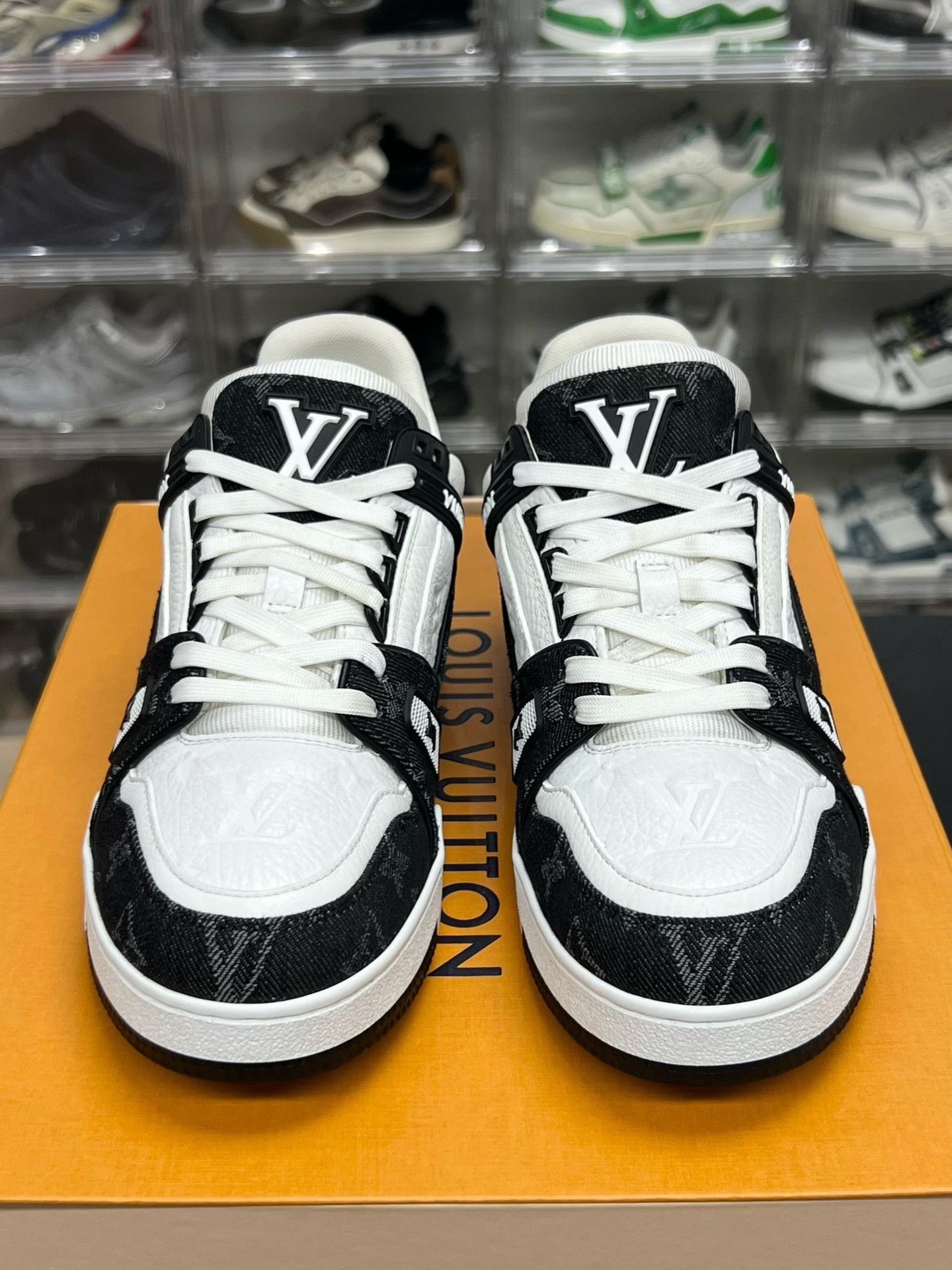 Louis Vuitton Louis Vuitton Black Denim Designer Size US 30 / EU 46 - 2 Thumbnail