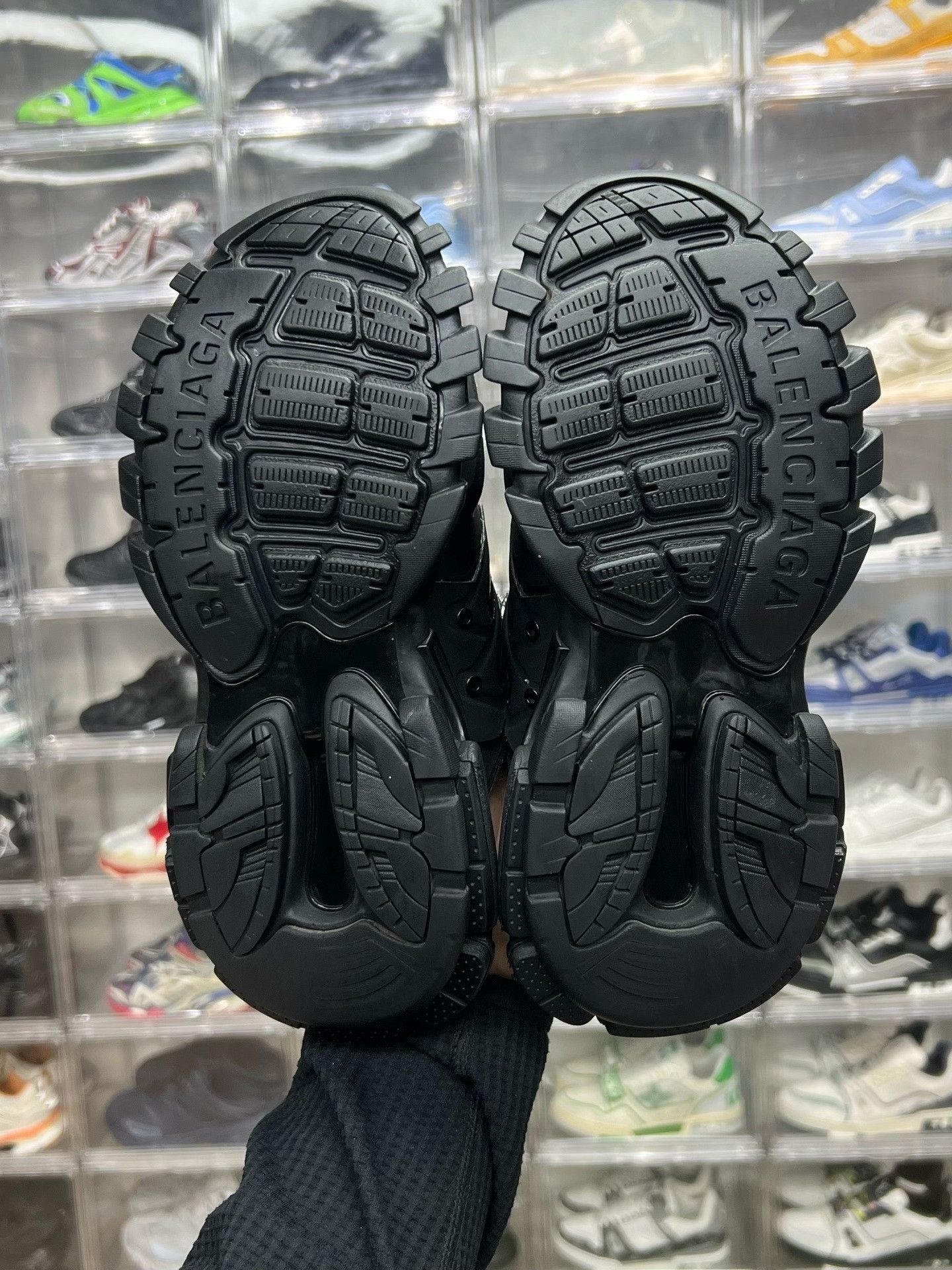 Balenciaga Balenciaga Black Designer Casual Size US S / EU 44-46 / 1 - 8 Thumbnail