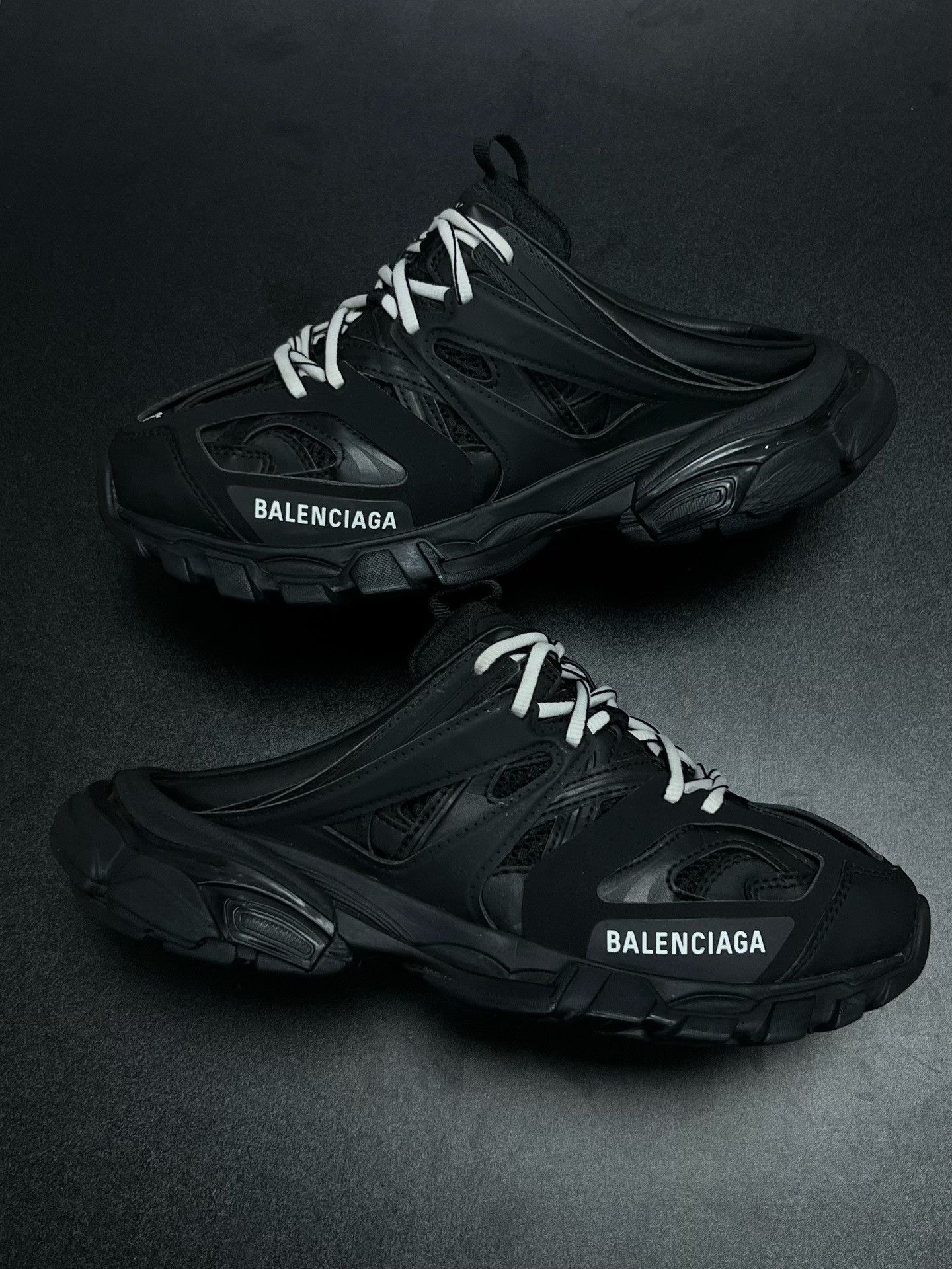 Balenciaga Balenciaga Black Designer Casual Size US S / EU 44-46 / 1 - 5 Thumbnail