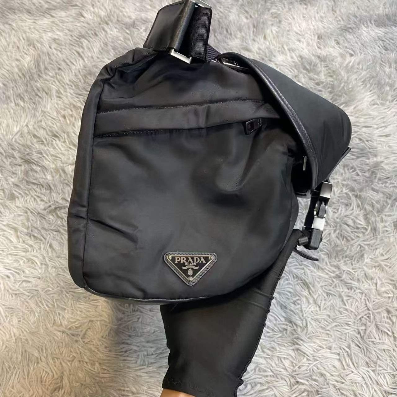 Prada Prada Shoulder Bag Designer Casual Size ONE SIZE - 9 Thumbnail