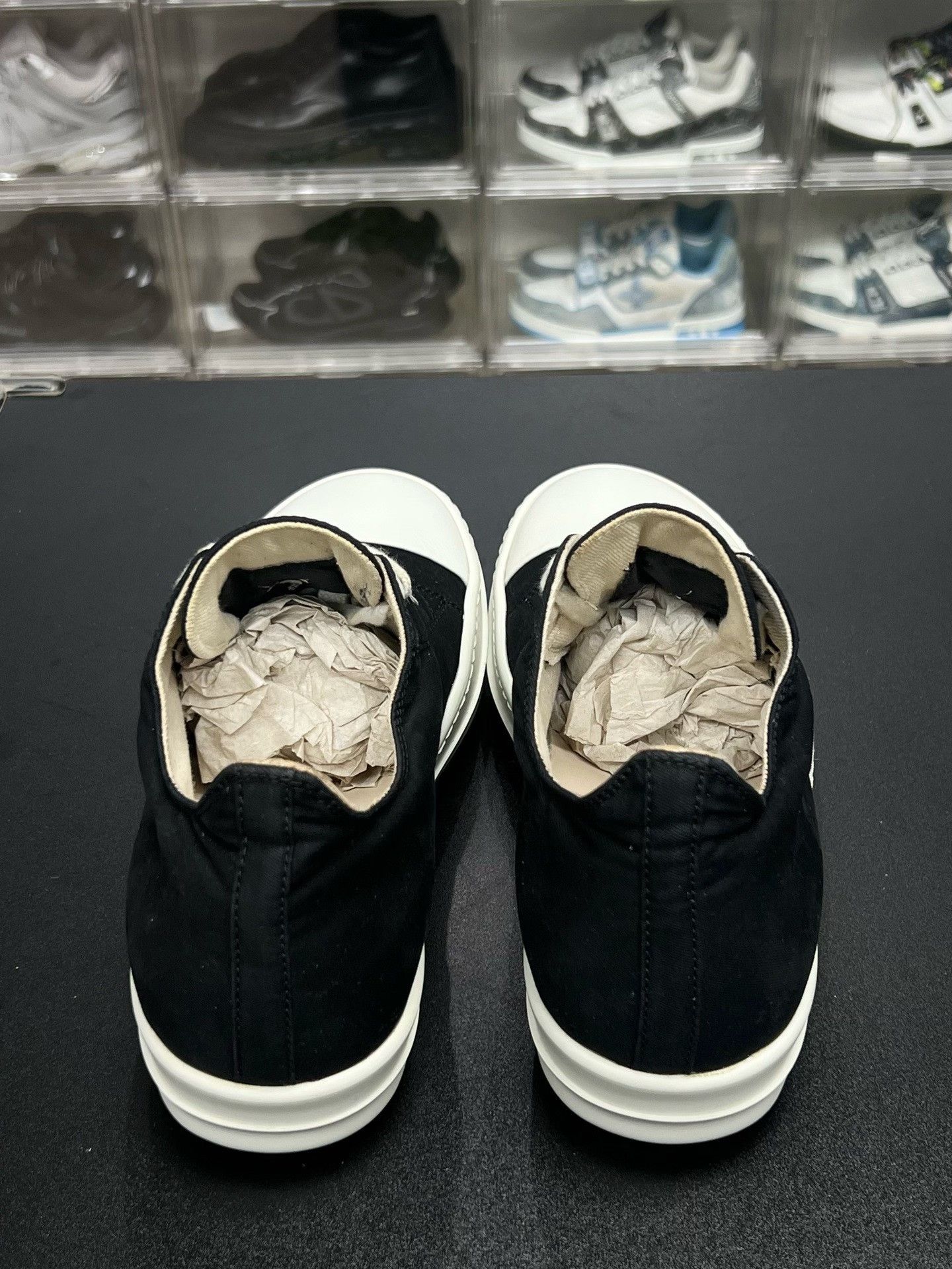 Rick Owens Rick Owens Black Shoes Low Top Size US 6 / EU 39 - 7 Thumbnail