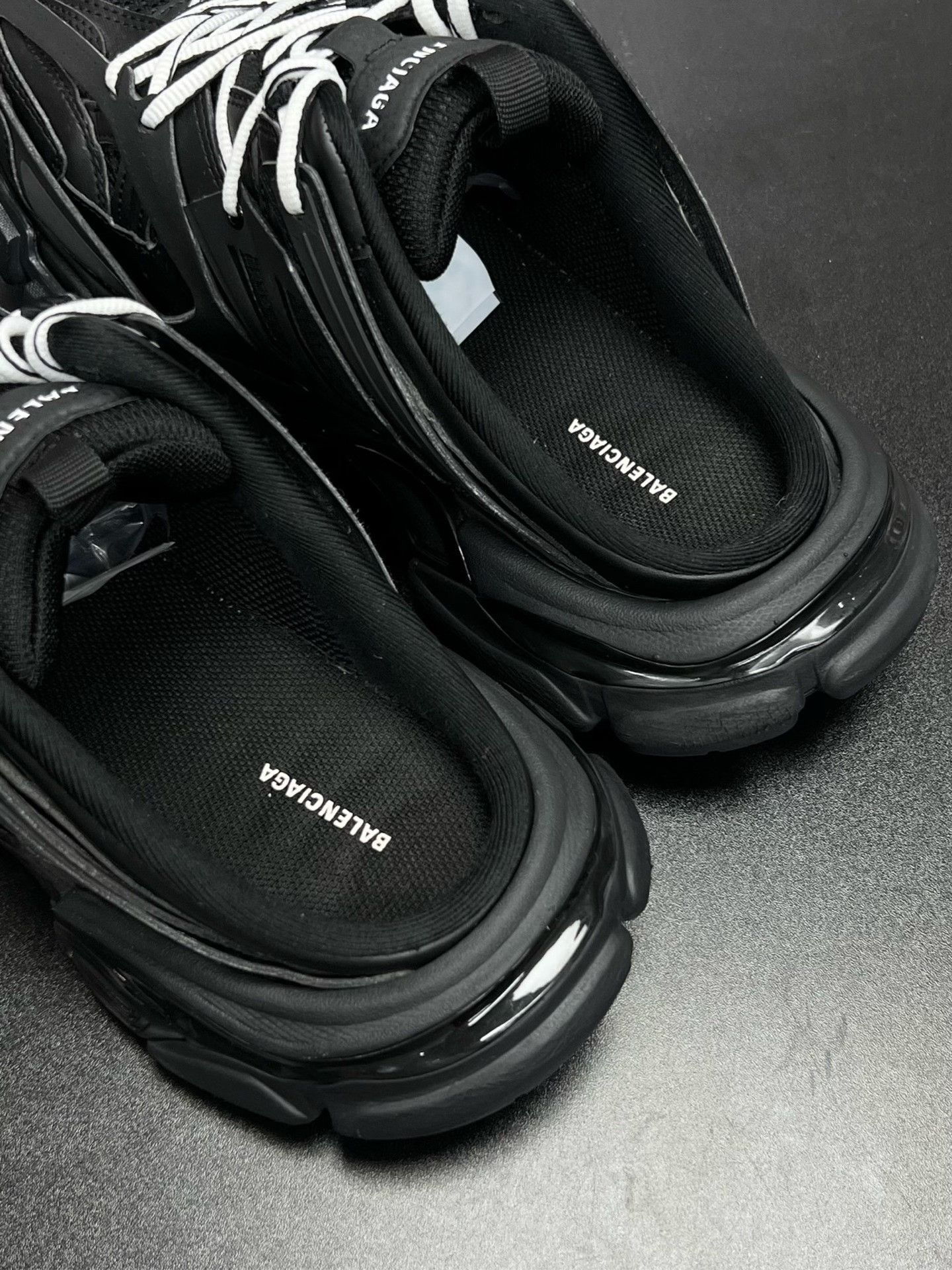 Balenciaga Balenciaga Black Designer Casual Size US M / EU 48-50 / 2 - 4 Thumbnail