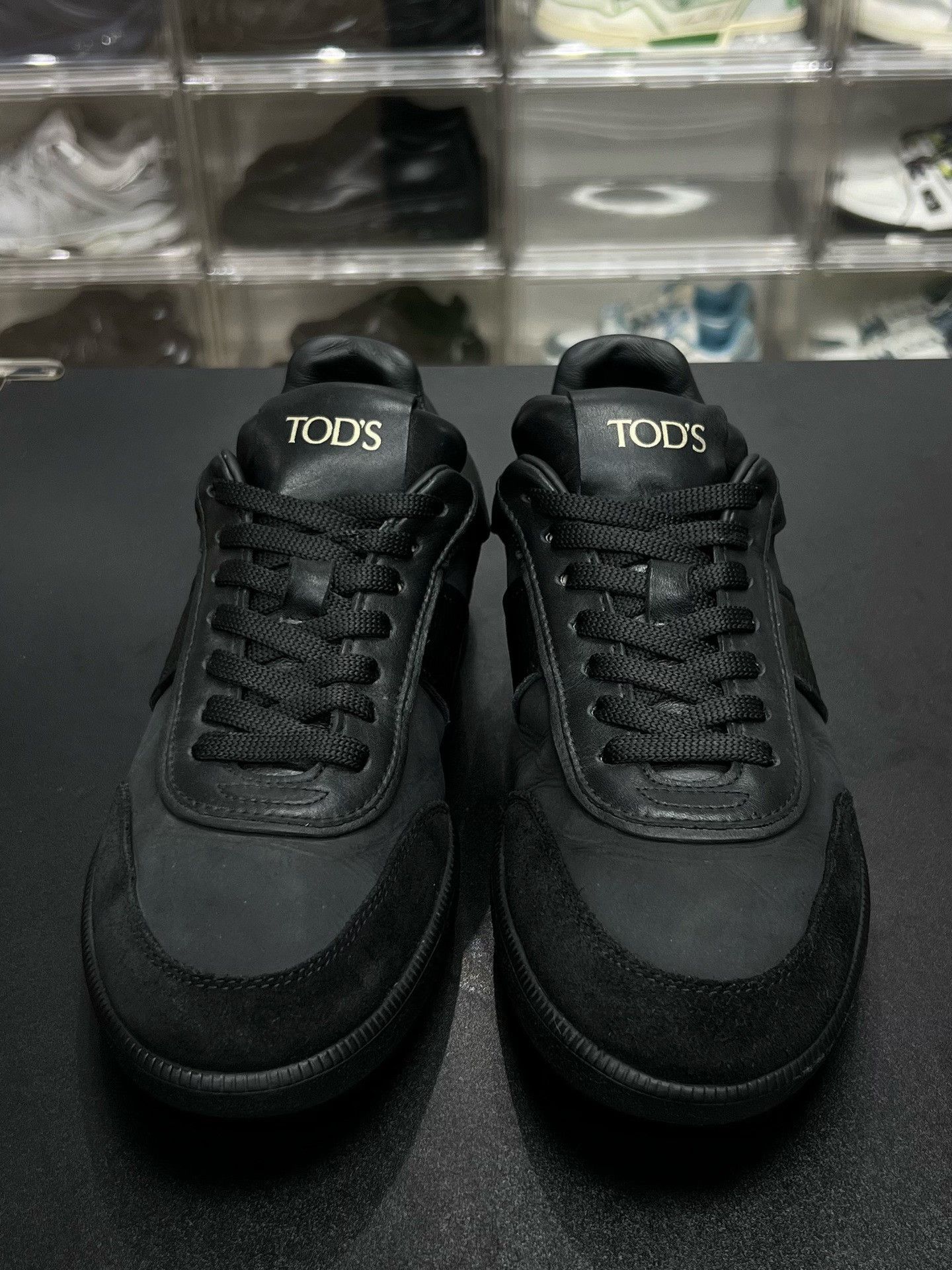 Other Black Shoes Low Top High Top Basketball Size US 10 / EU 43 - 2 Thumbnail