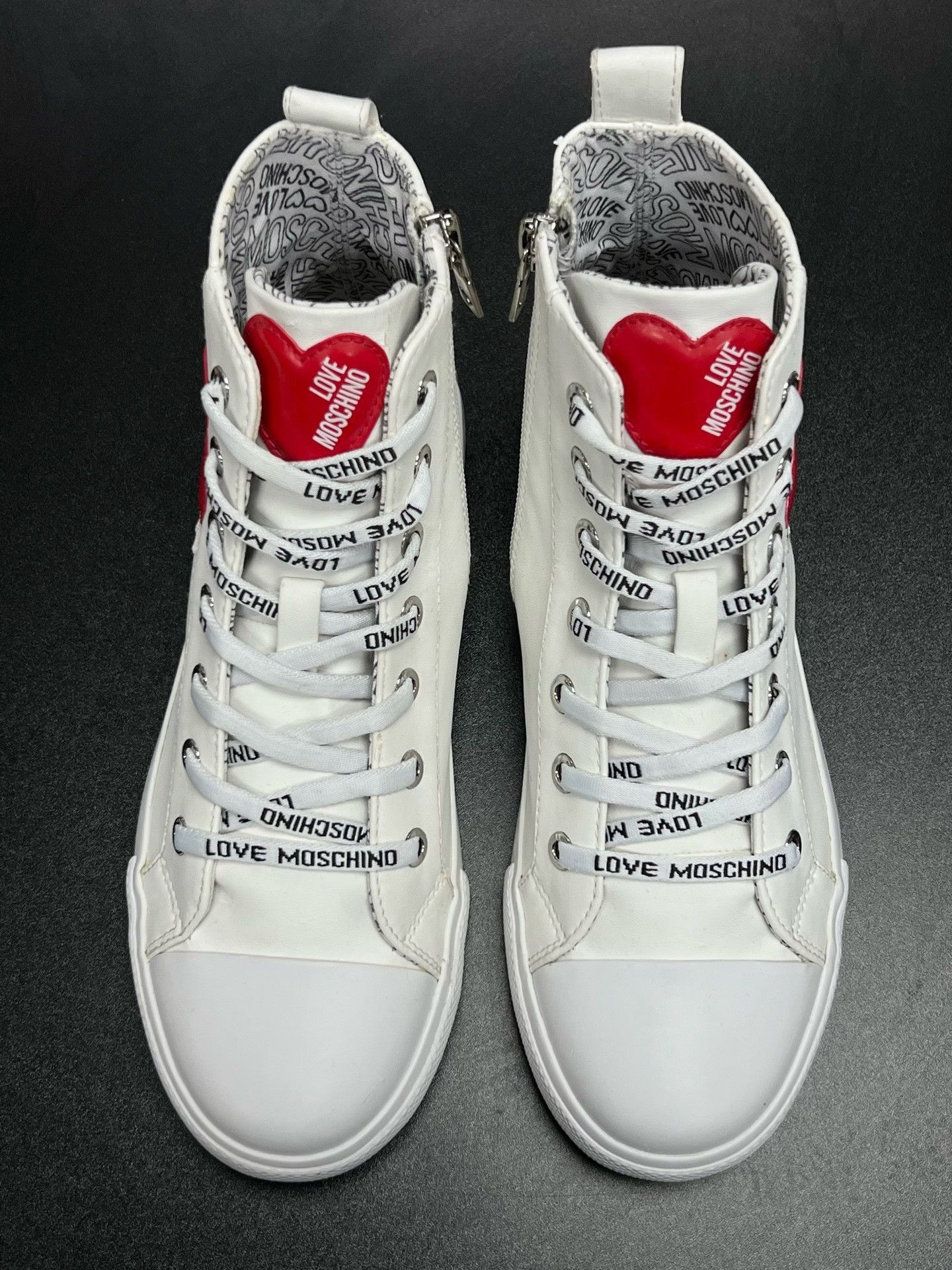 Other White Shoes Low Top High Top Basketball Size US 5 / EU 37 - 3 Thumbnail
