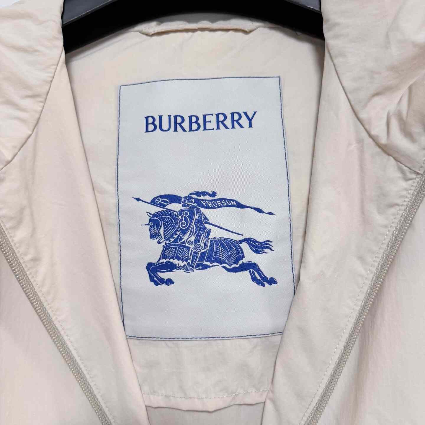 Burberry Burberry Beige Jacket Outerwear Size US XS / EU 42 / 0 - 3 Thumbnail