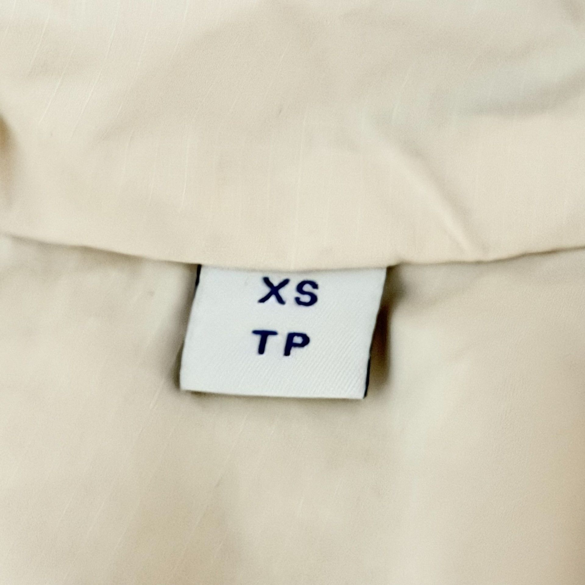 Burberry Burberry Beige Jacket Outerwear Size US XS / EU 42 / 0 - 8 Thumbnail